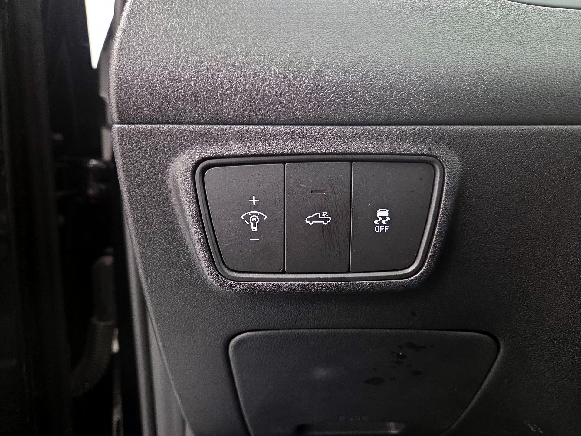 Thumbnail: 2023 Hyundai Santa Cruz - 13