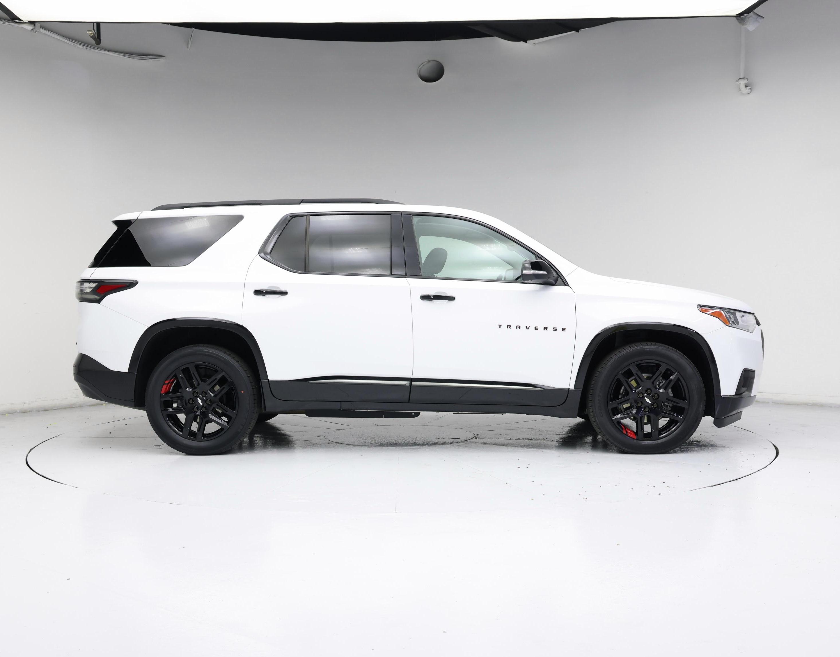 Thumbnail: 2021 Chevrolet Traverse - 7