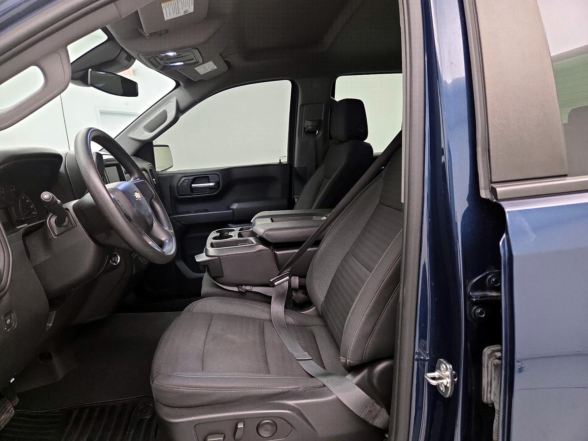 Thumbnail: 2023 Chevrolet Silverado 1500 - 11