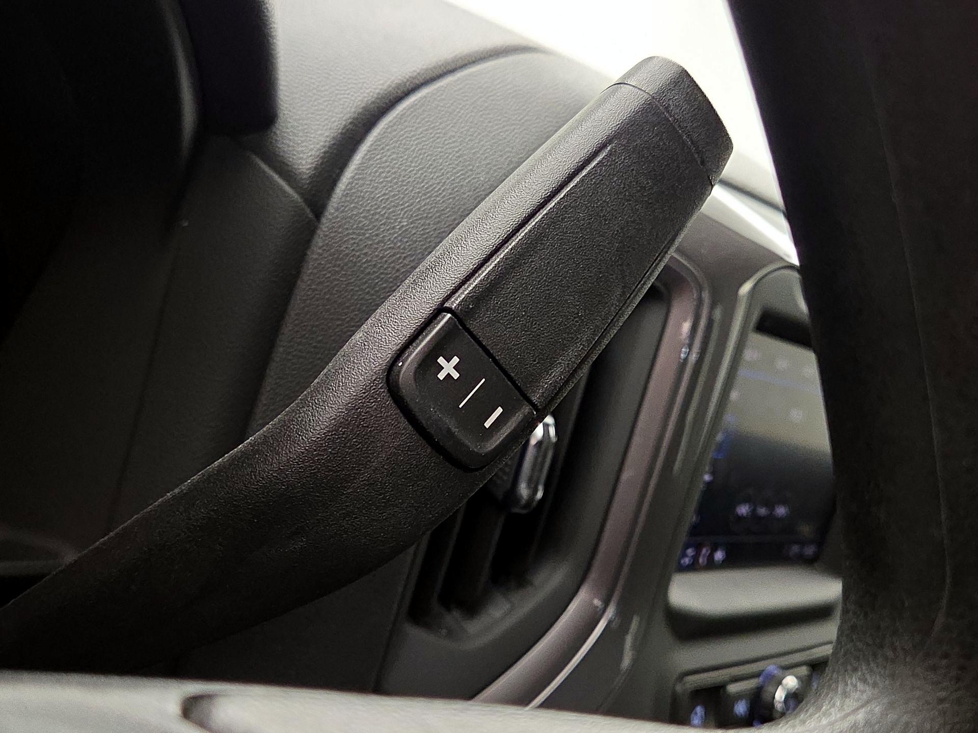 Thumbnail: 2023 Chevrolet Silverado 1500 - 17