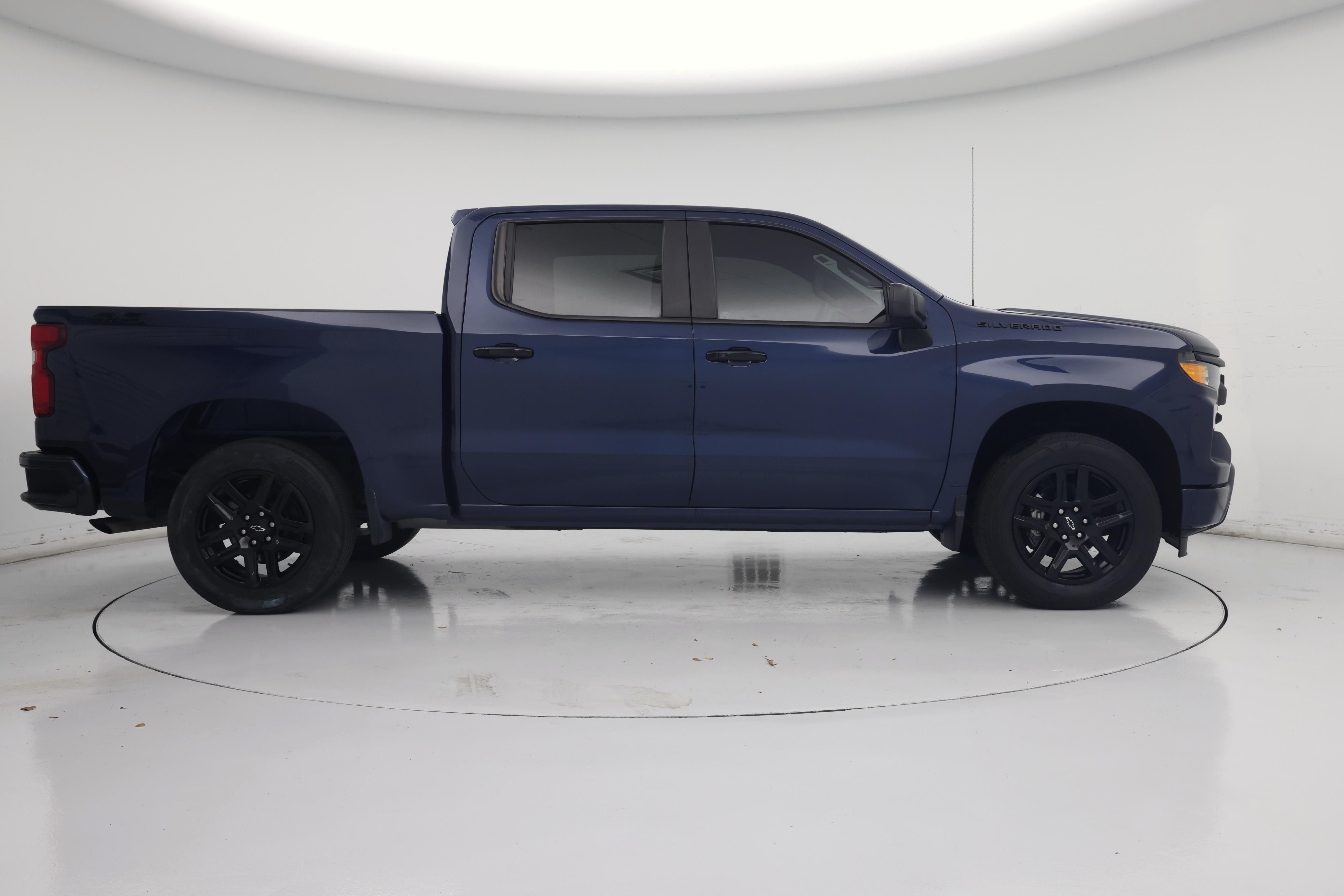 Thumbnail: 2023 Chevrolet Silverado 1500 - 7