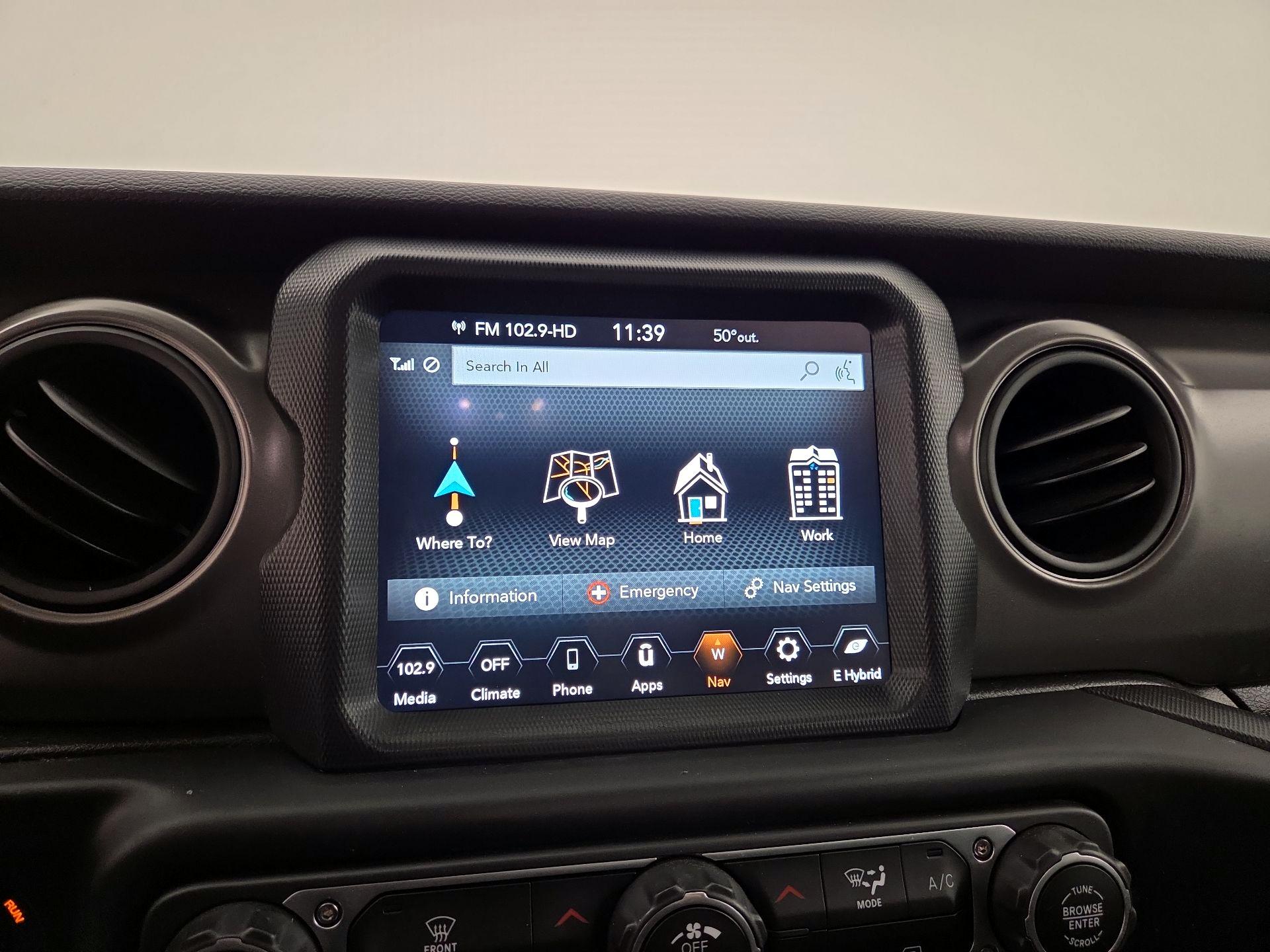 Thumbnail: 2023 Jeep Wrangler - 14