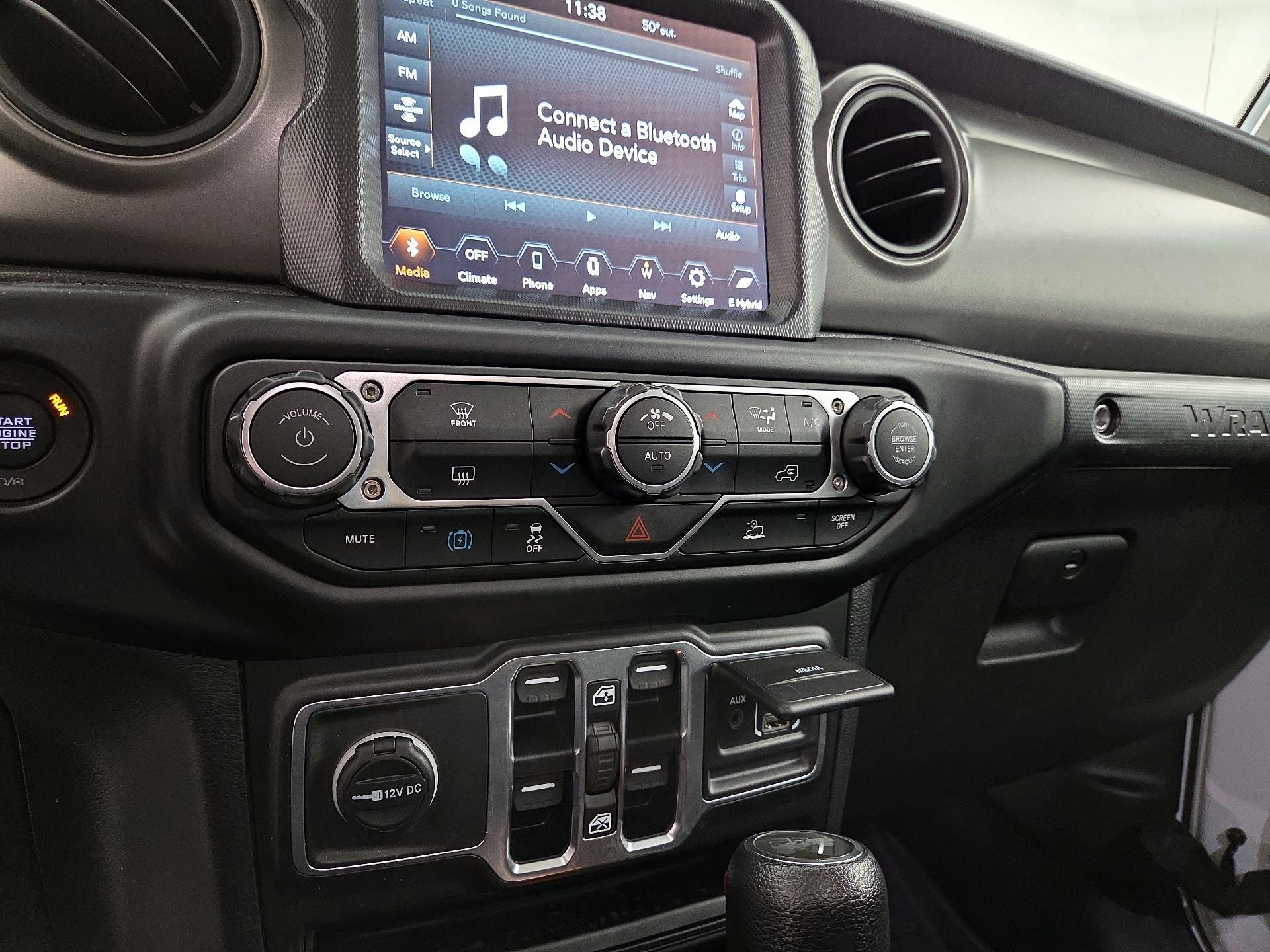 Thumbnail: 2023 Jeep Wrangler - 17