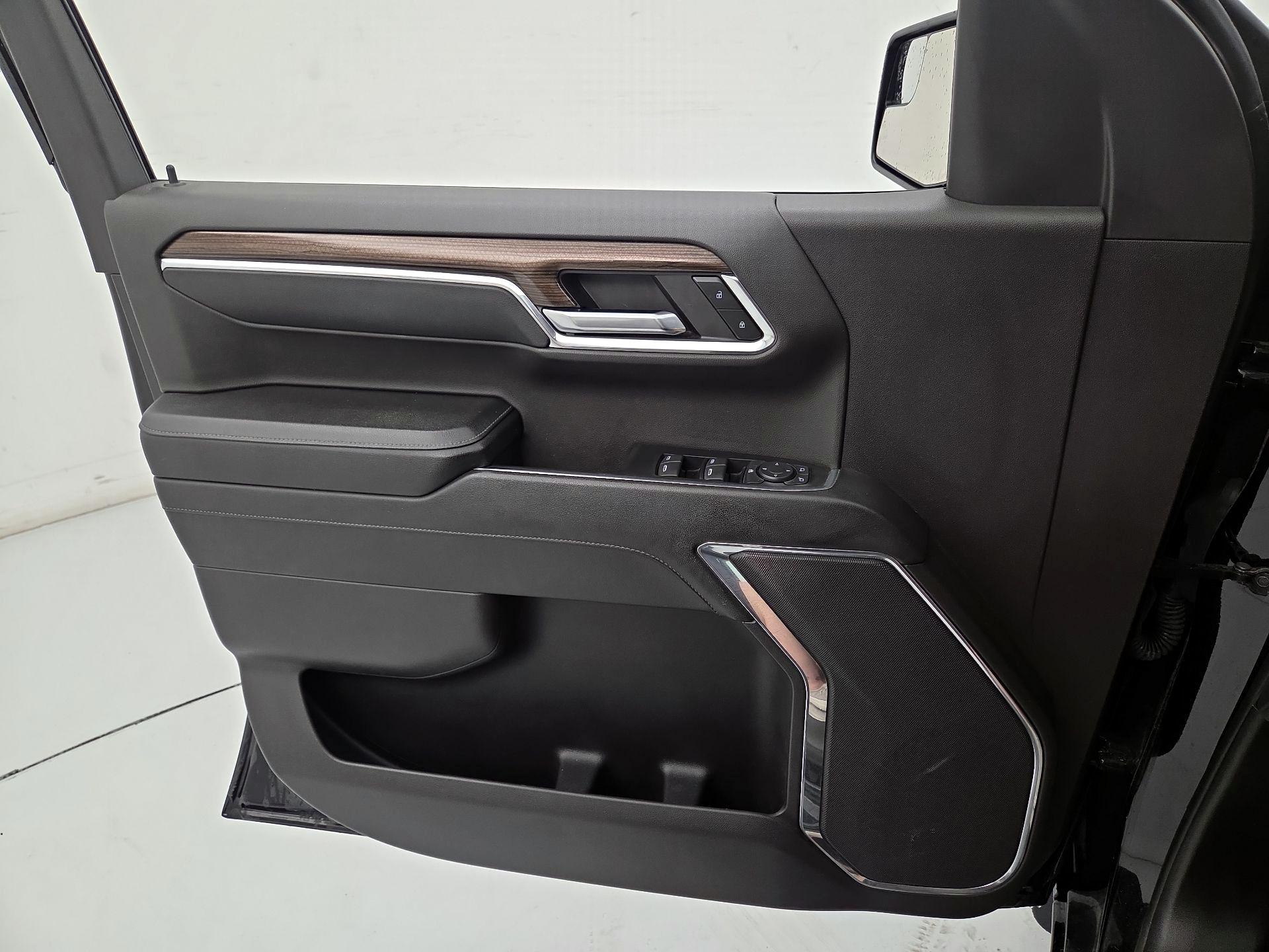 Thumbnail: 2024 Chevrolet Silverado 1500 - 12