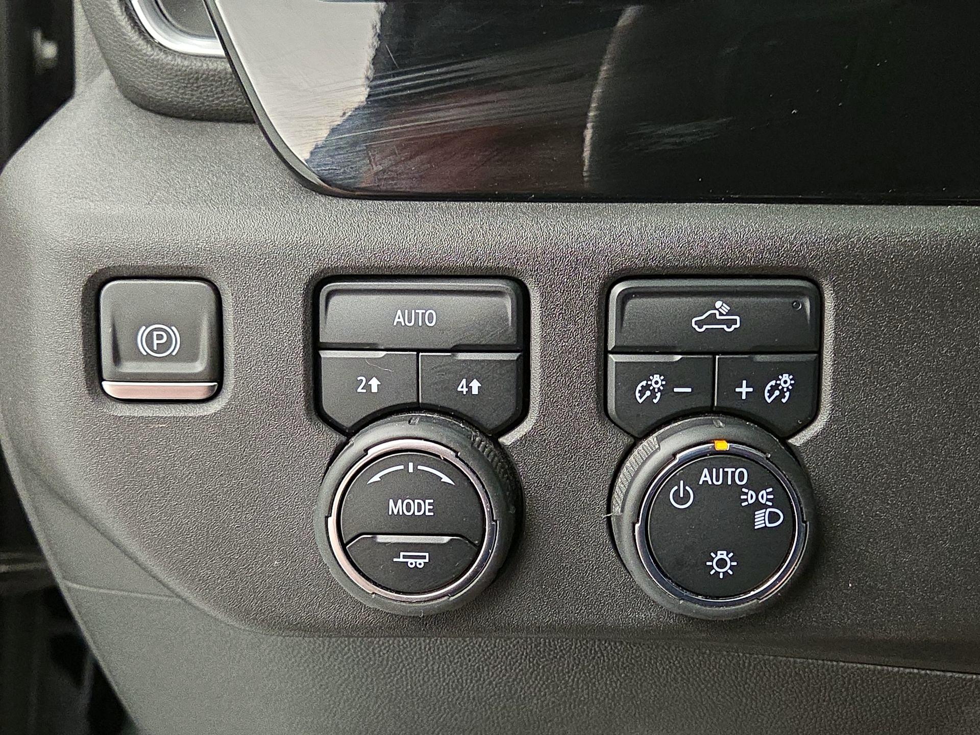 Thumbnail: 2024 Chevrolet Silverado 1500 - 13