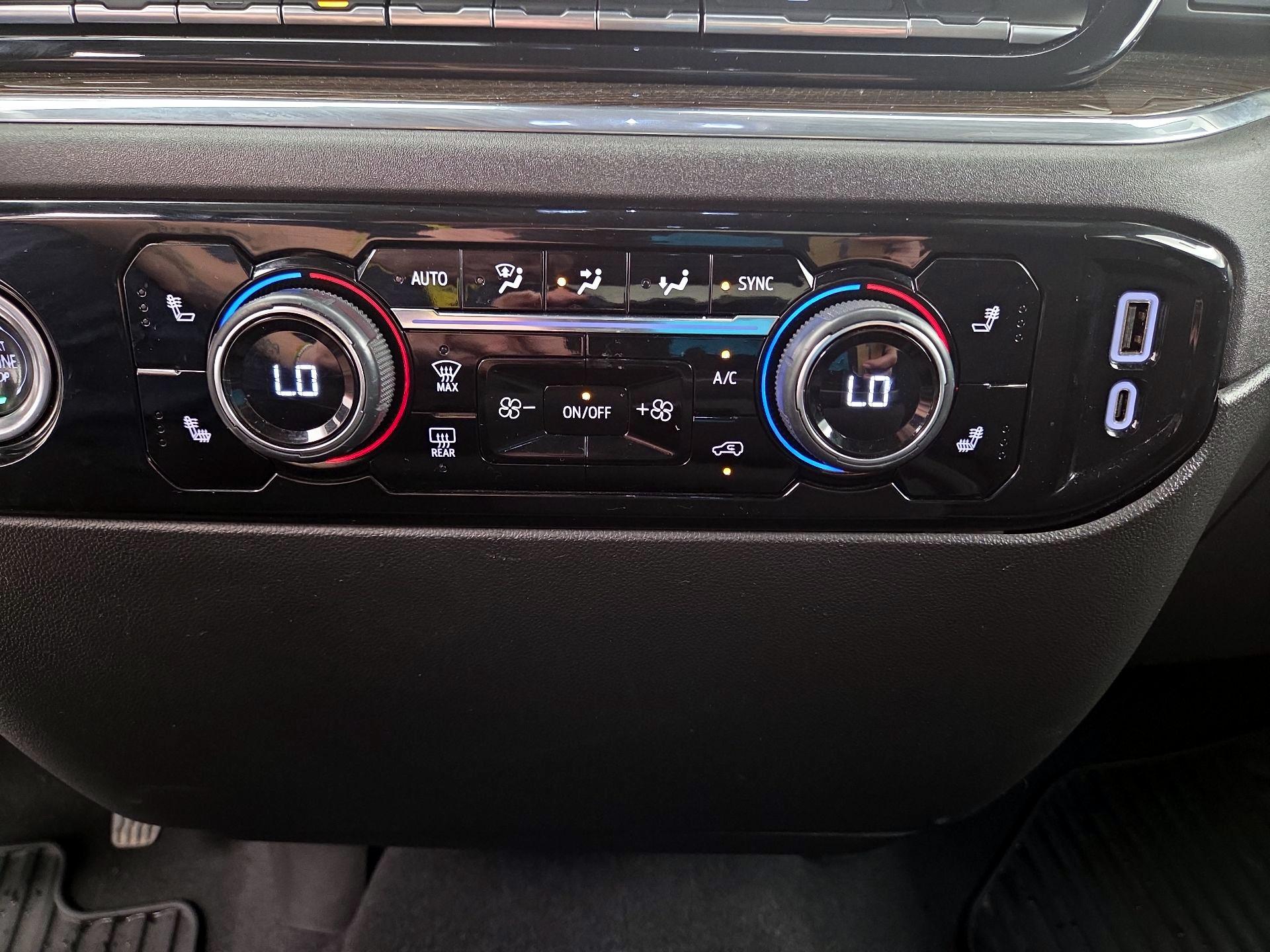 Thumbnail: 2024 Chevrolet Silverado 1500 - 16