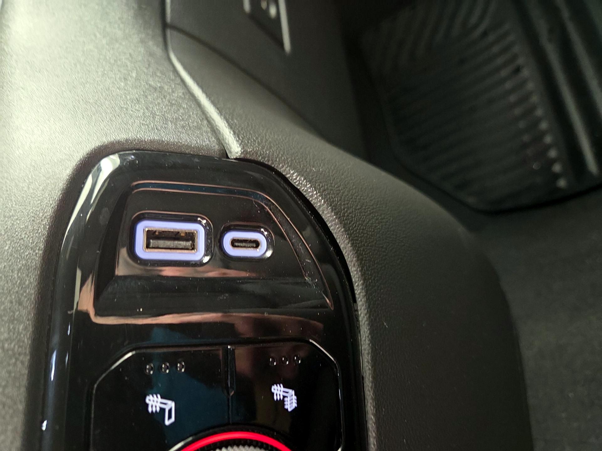 Thumbnail: 2024 Chevrolet Silverado 1500 - 18