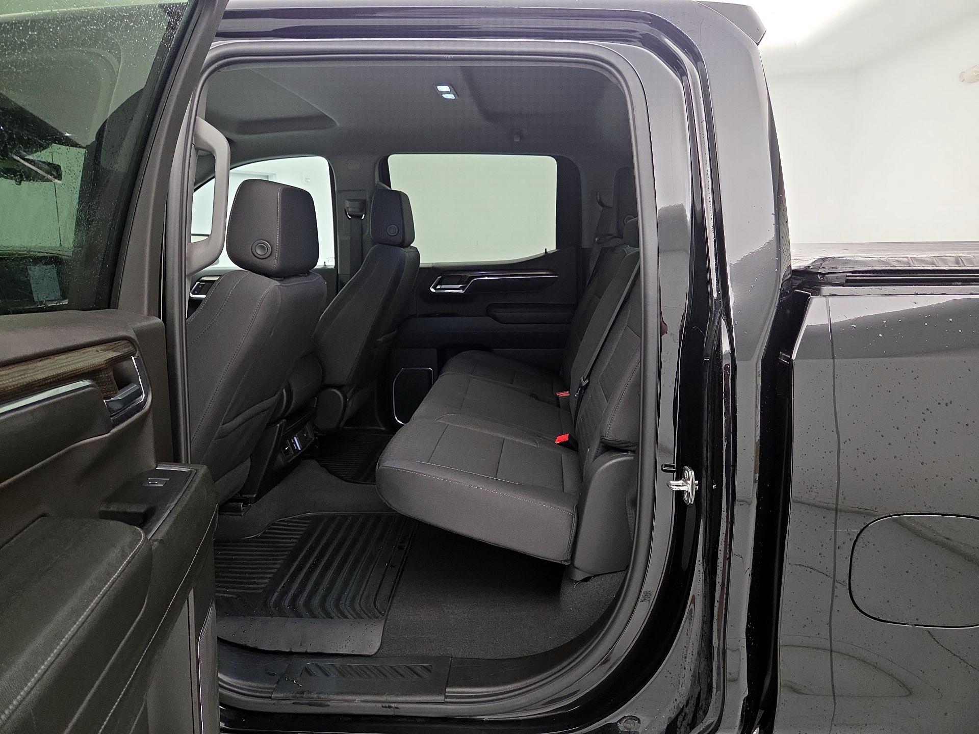 Thumbnail: 2024 Chevrolet Silverado 1500 - 19