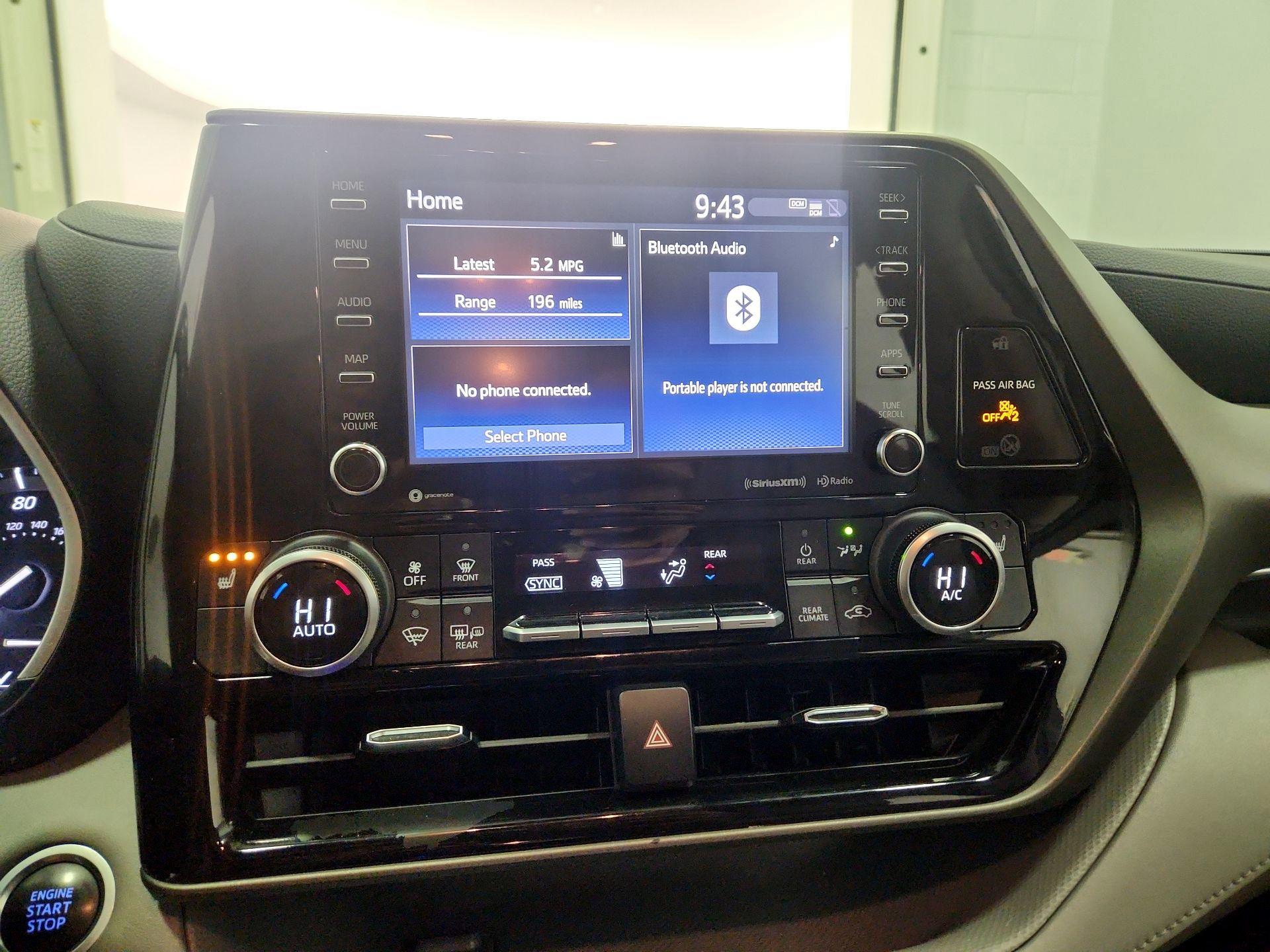 Thumbnail: 2021 Toyota Highlander - 15