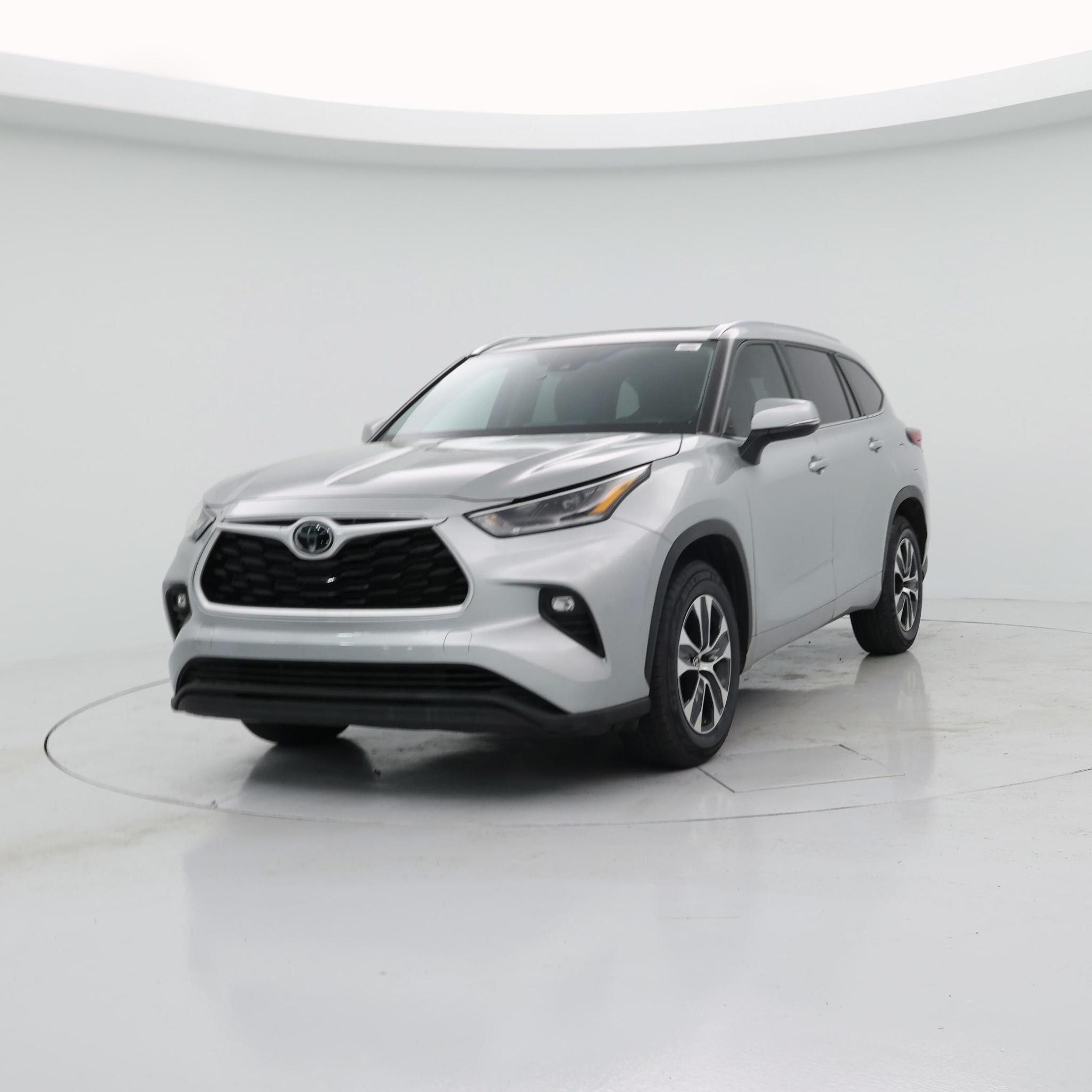 Thumbnail: 2021 Toyota Highlander - 4