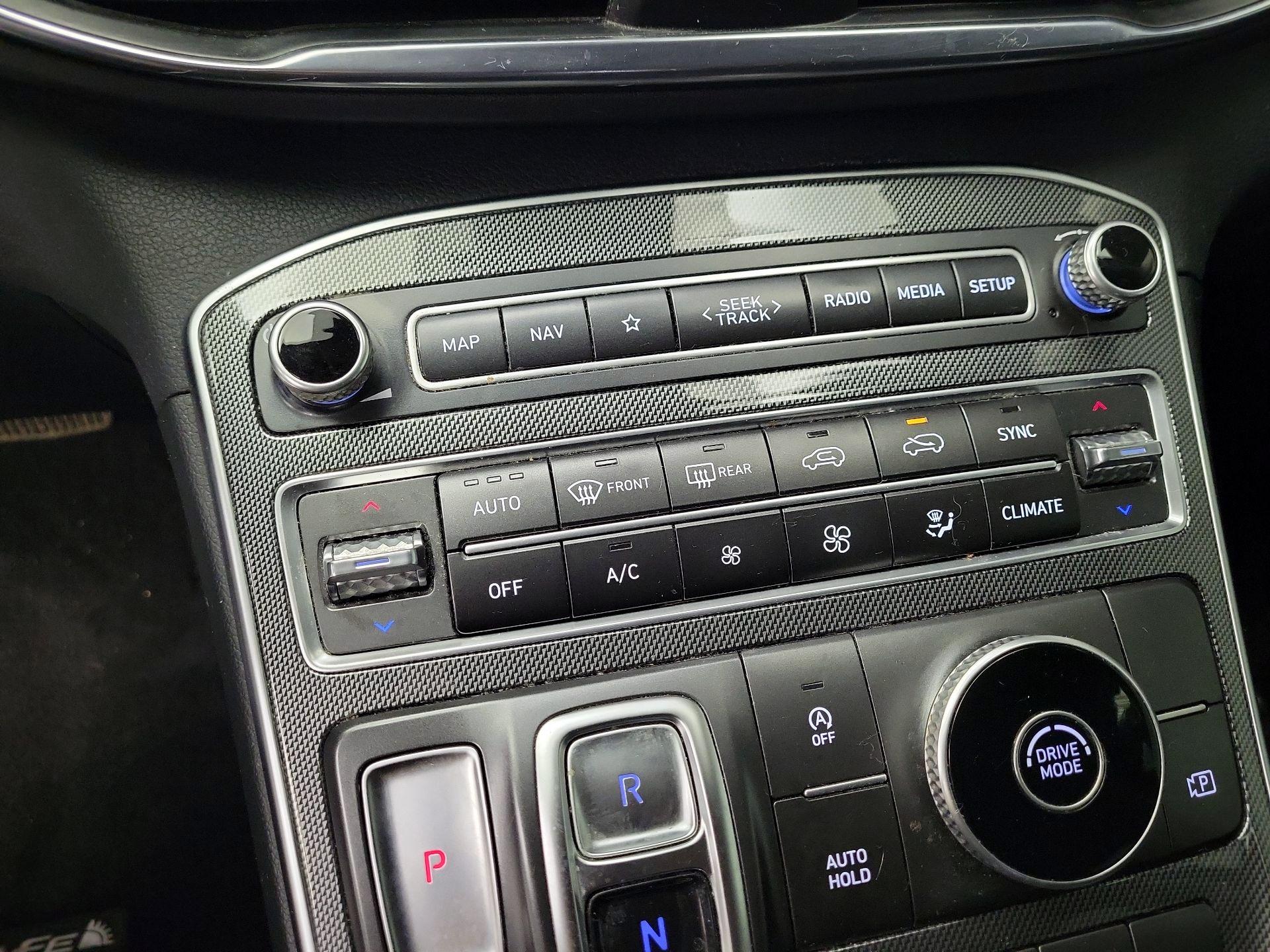 Thumbnail: 2023 Hyundai Santa Fe - 17