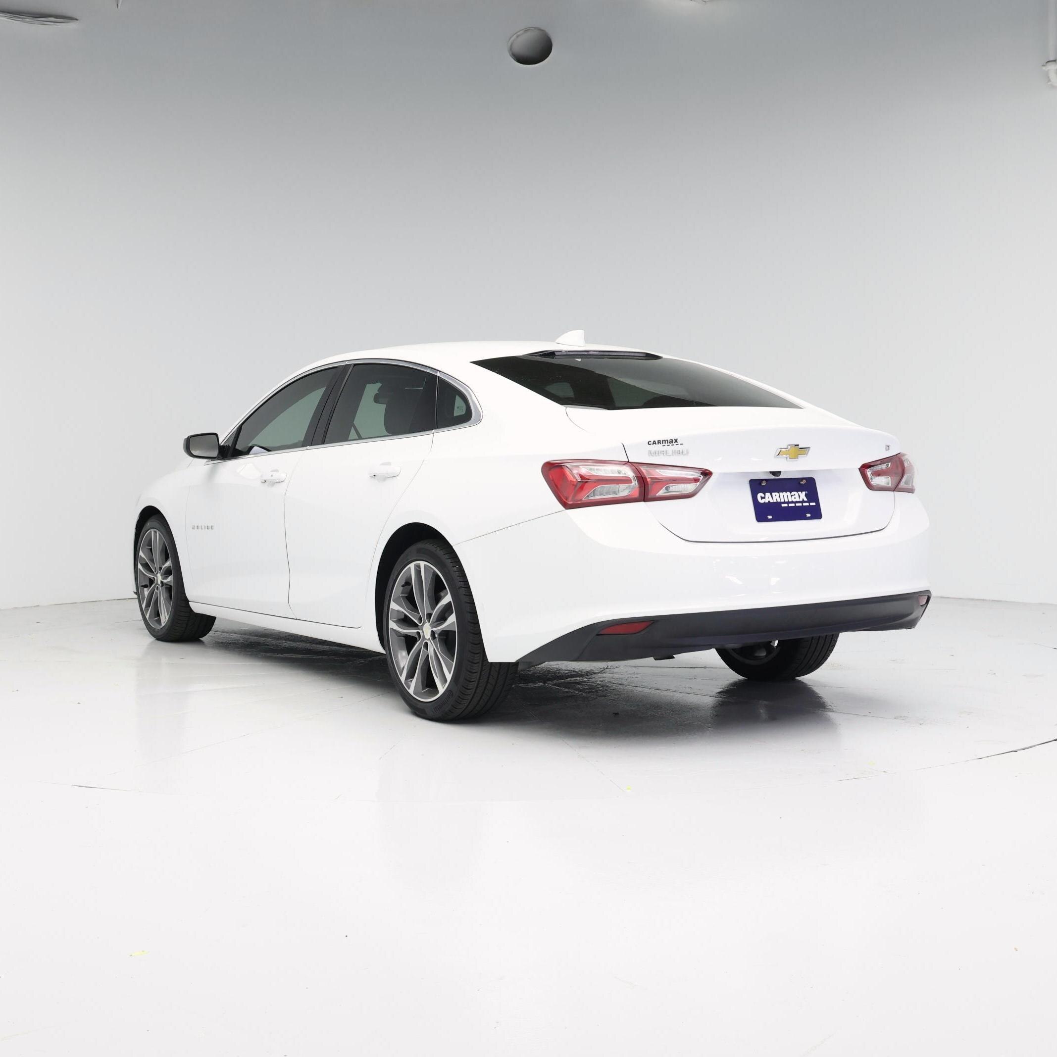 Thumbnail: 2022 Chevrolet Malibu - 2