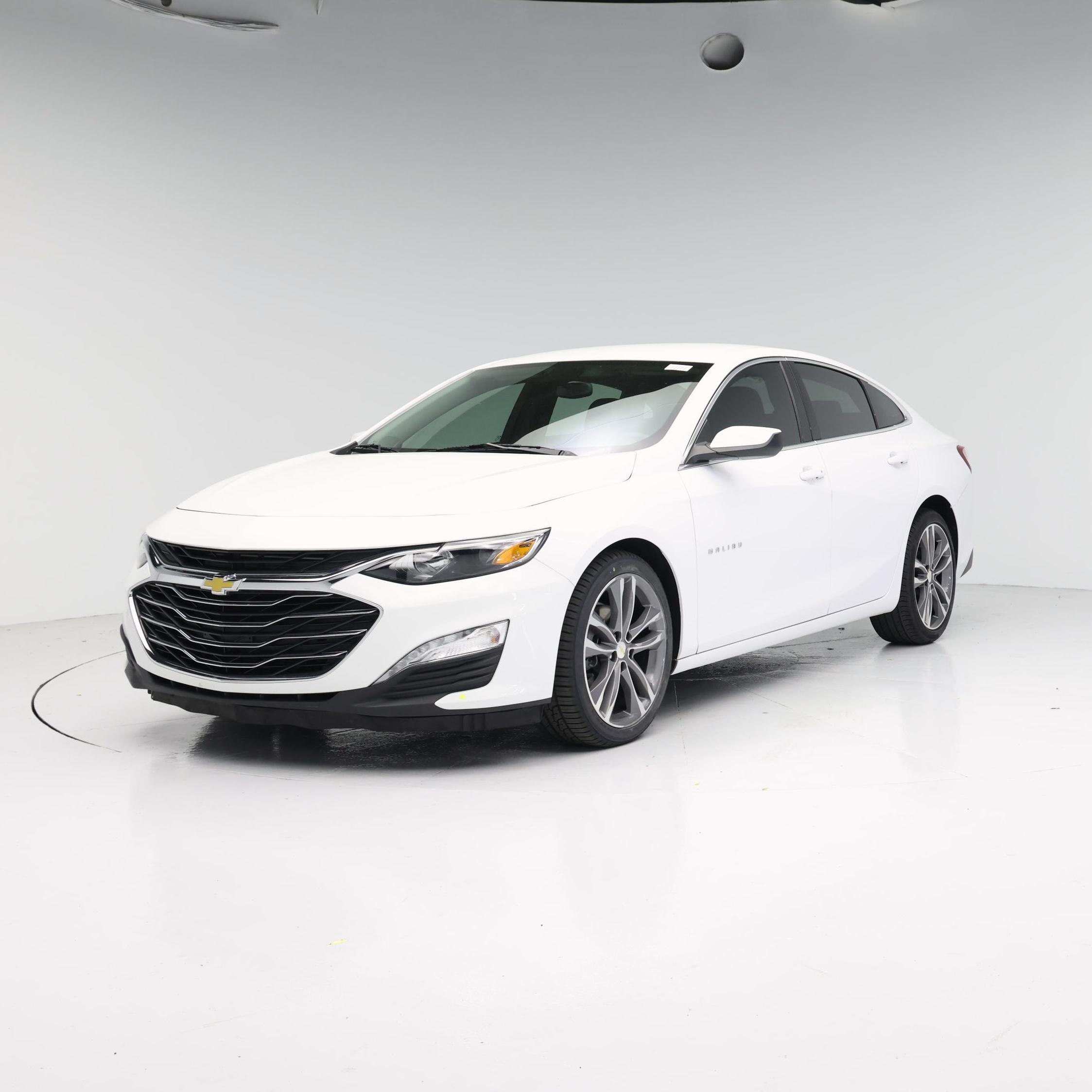 Thumbnail: 2022 Chevrolet Malibu - 4