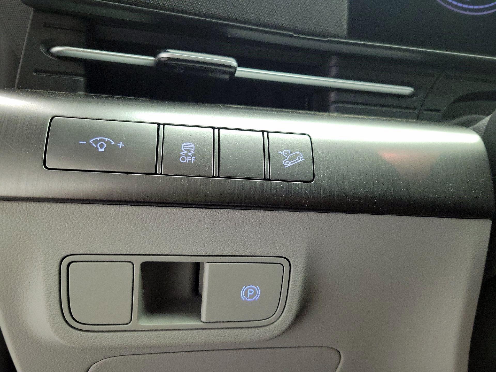 Thumbnail: 2025 Hyundai Kona - 11