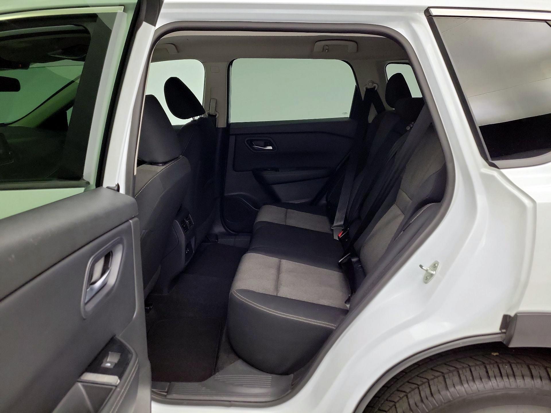 Thumbnail: 2024 Nissan Rogue - 19