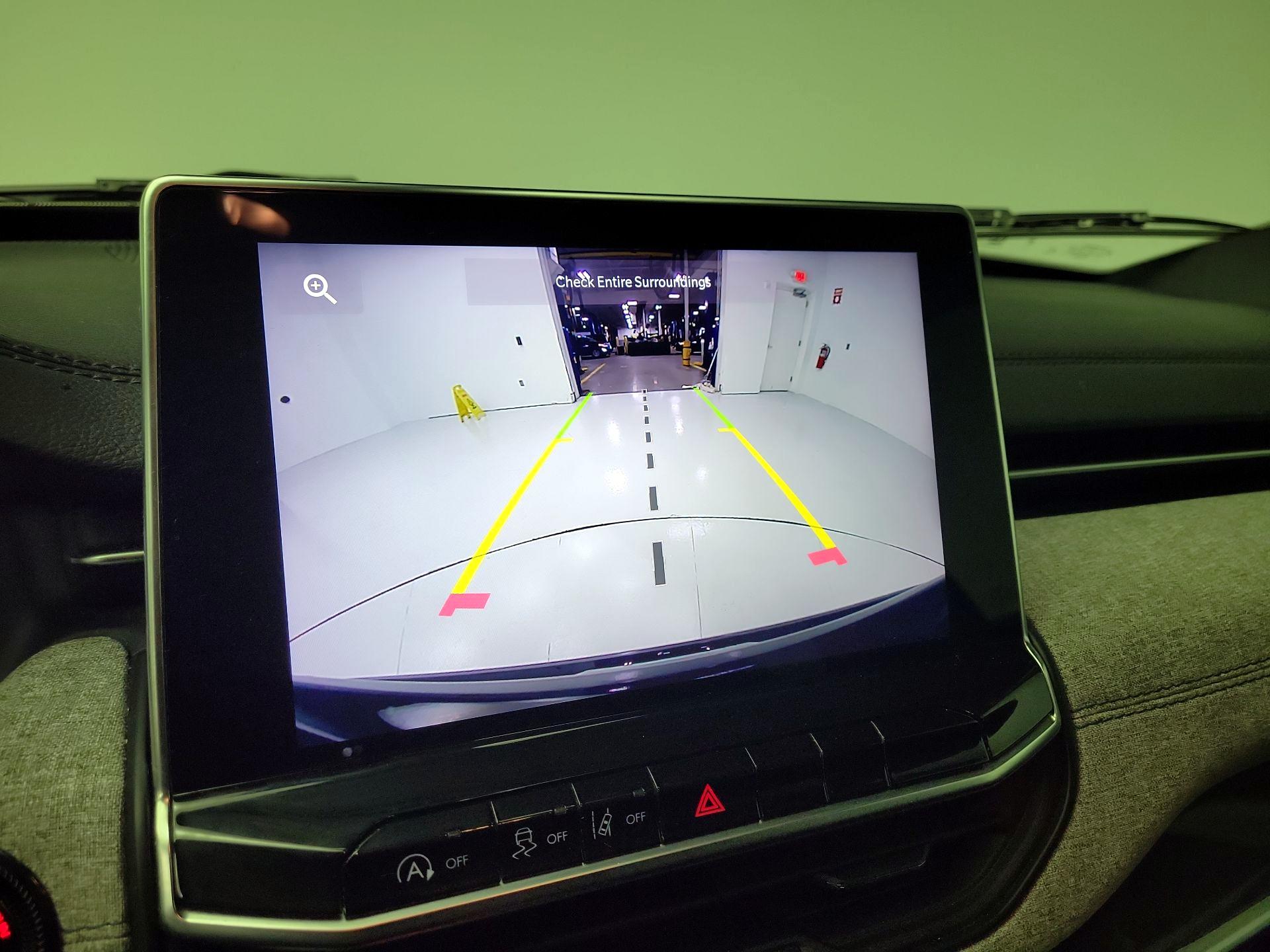 Thumbnail: 2024 Jeep Compass - 14