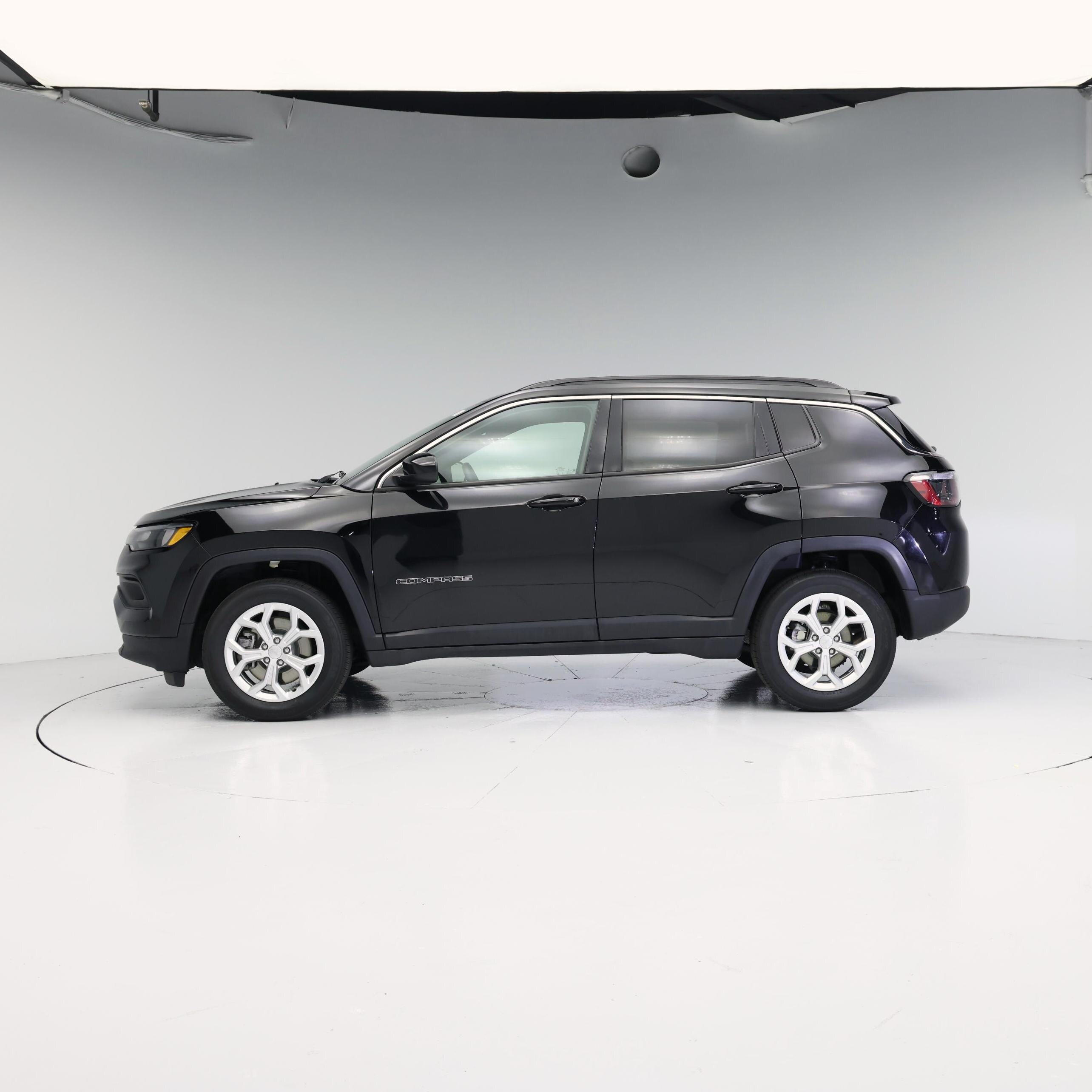 Thumbnail: 2024 Jeep Compass - 3