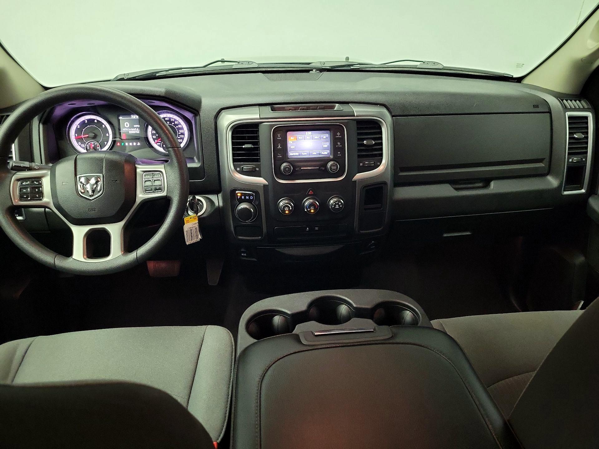 Thumbnail: 2024 RAM 1500 Classic - 9