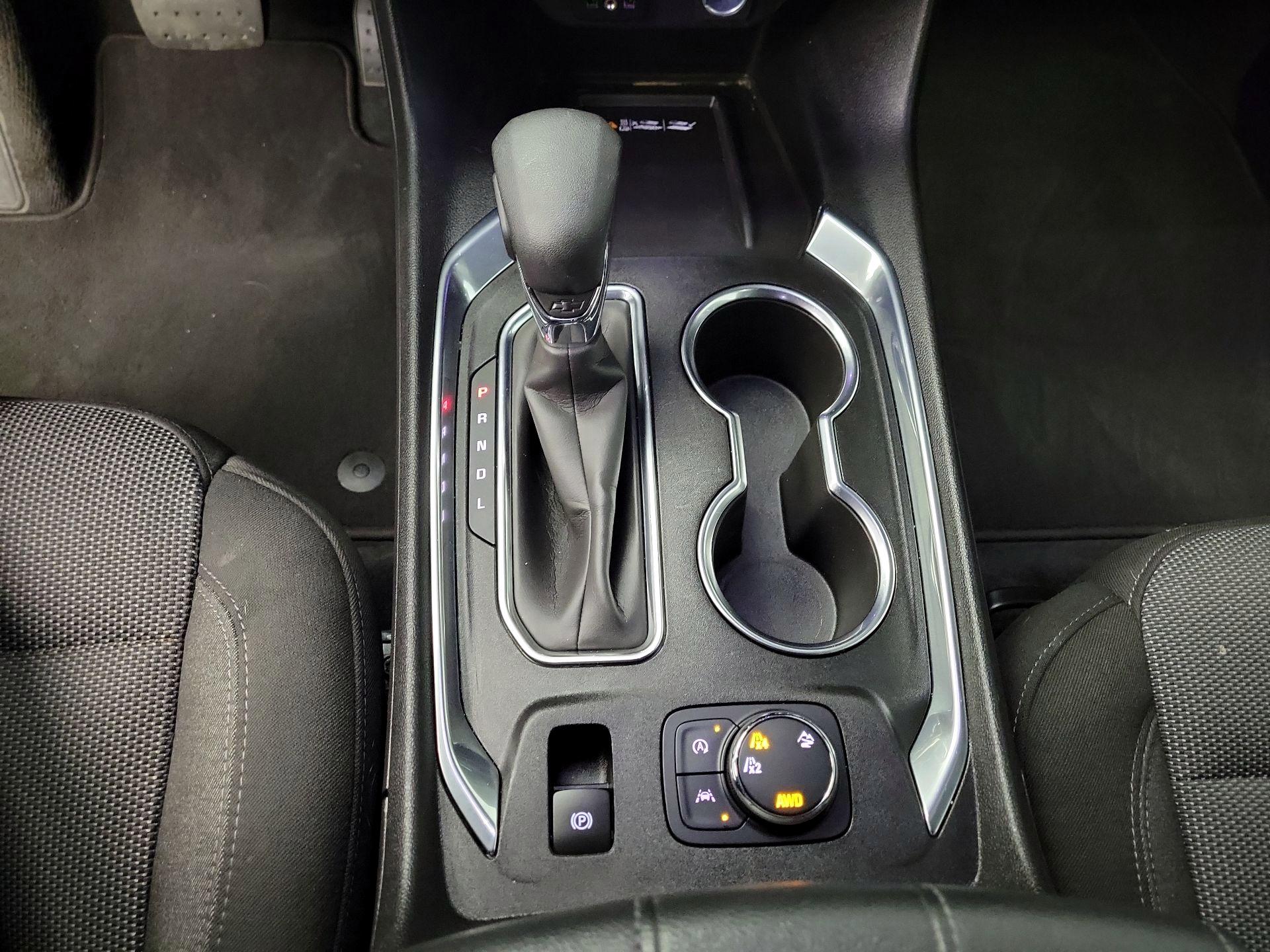 Thumbnail: 2022 Chevrolet Traverse - 18