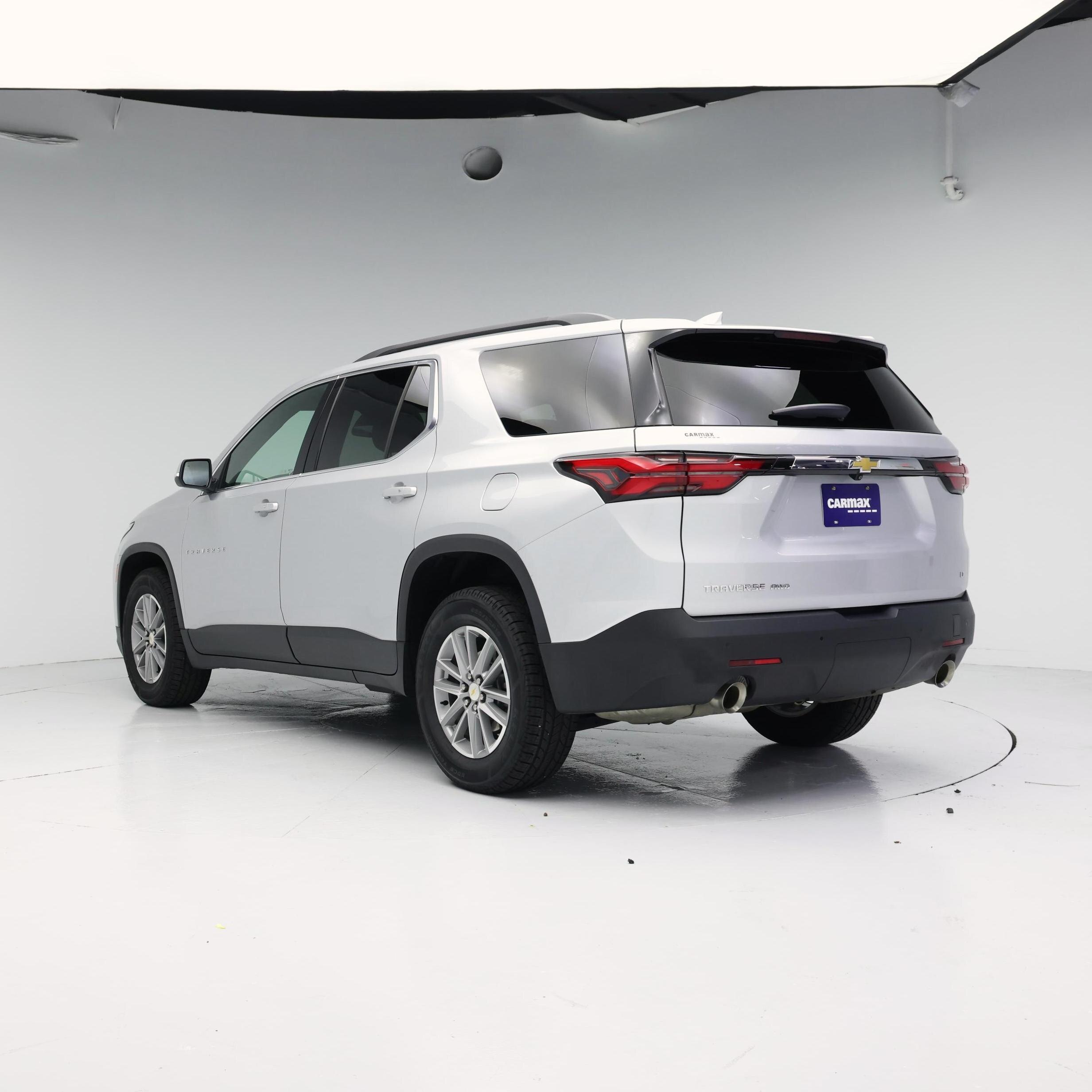 Thumbnail: 2022 Chevrolet Traverse - 2