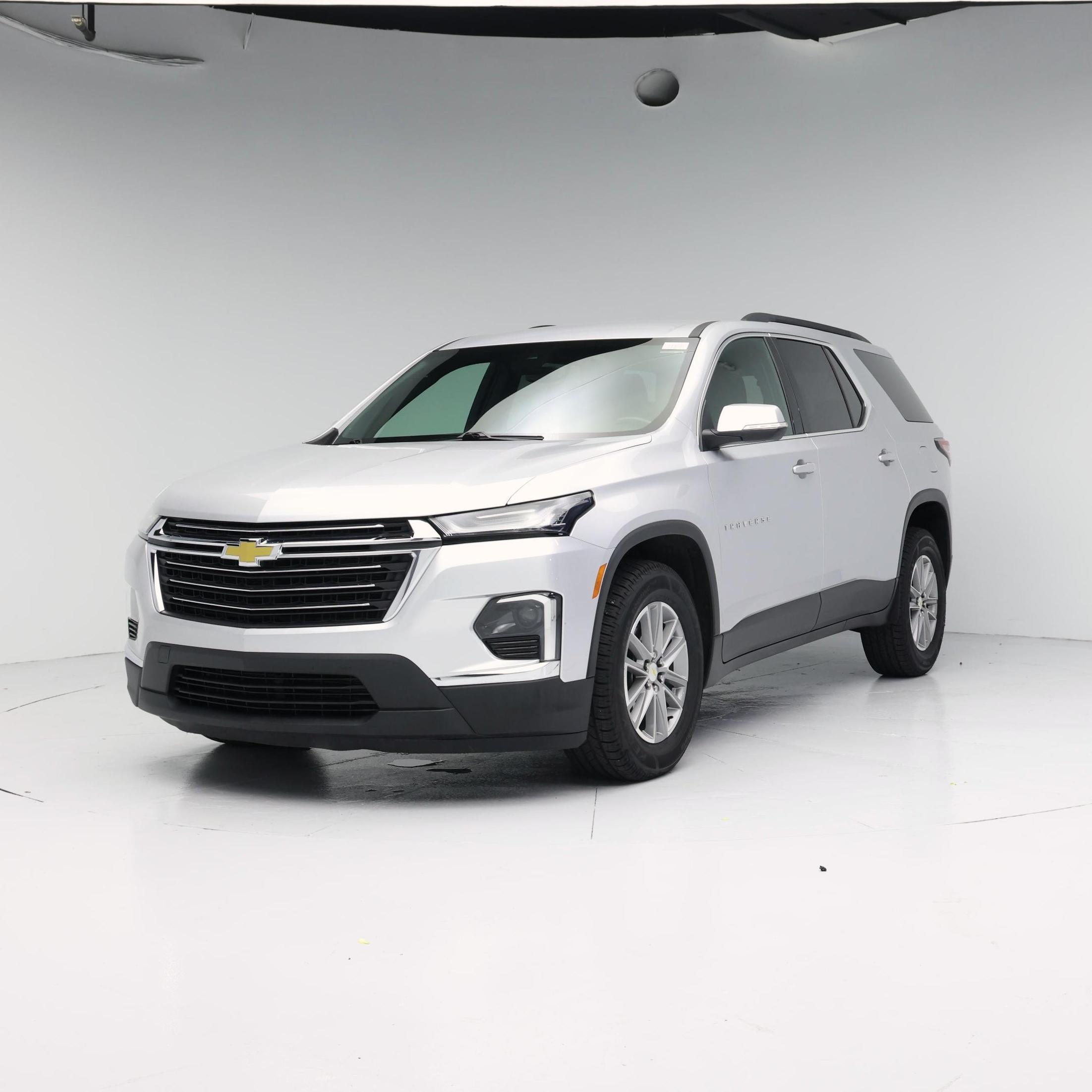 Thumbnail: 2022 Chevrolet Traverse - 4