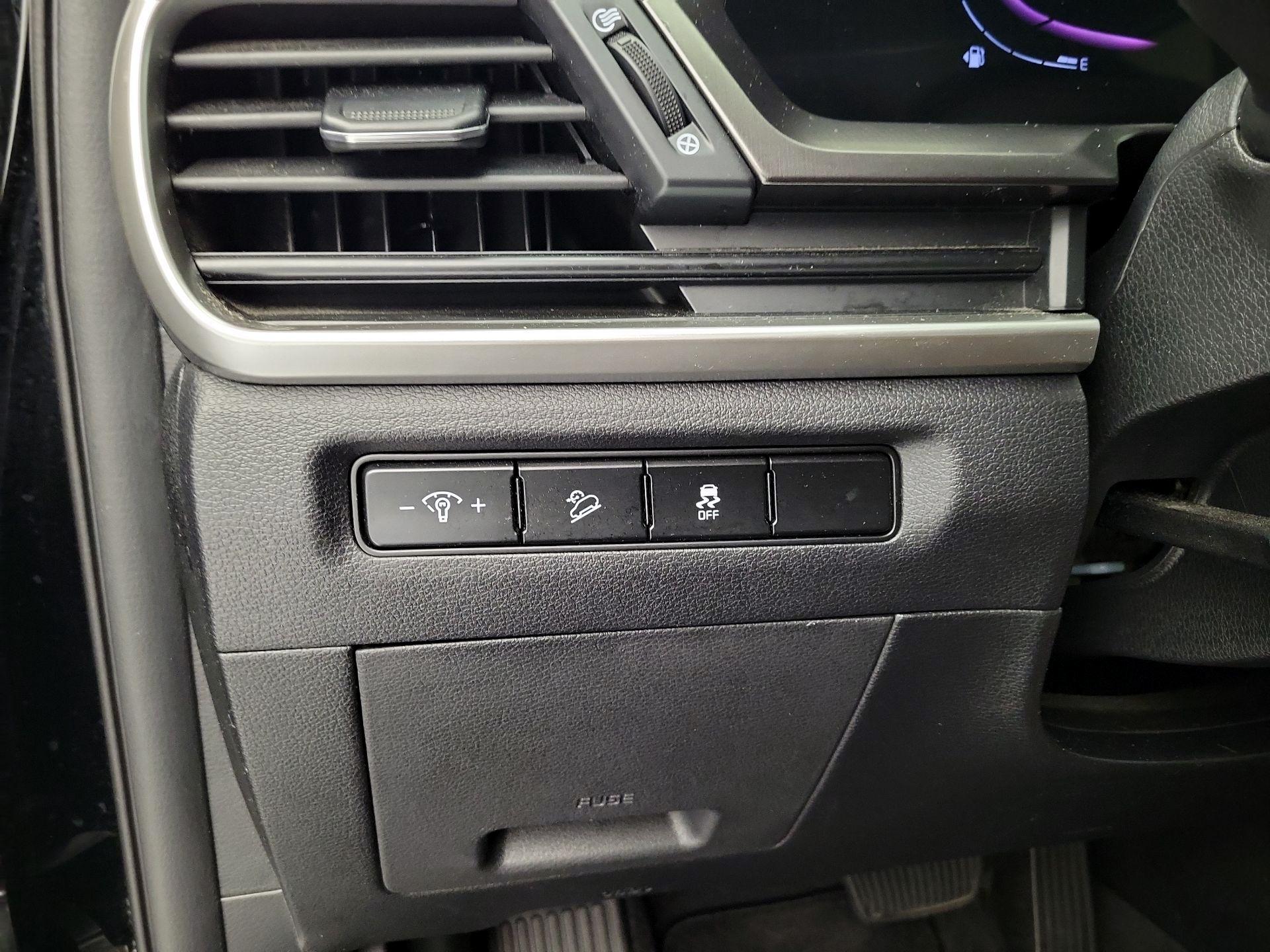 Thumbnail: 2023 Kia Telluride - 13