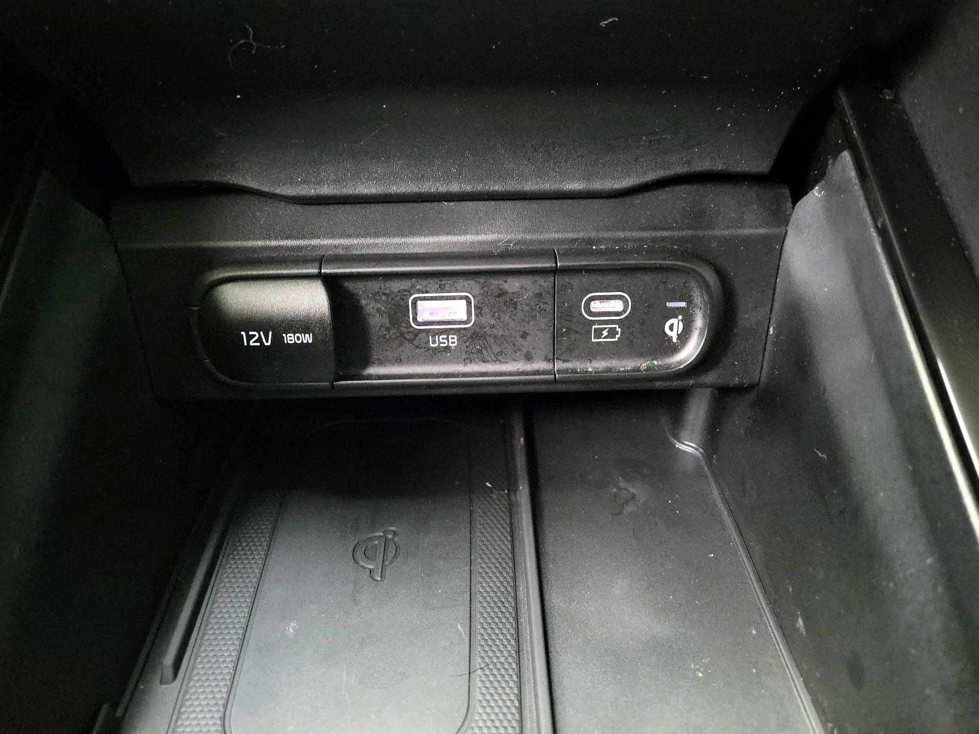 Thumbnail: 2023 Kia Telluride - 19