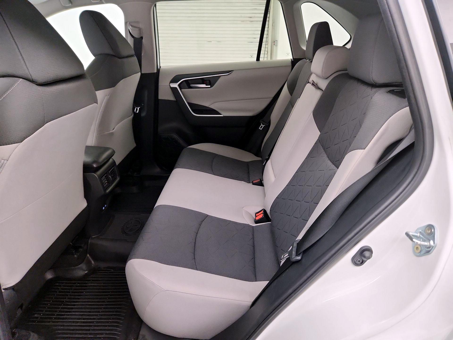 Thumbnail: 2024 Toyota RAV4 - 20