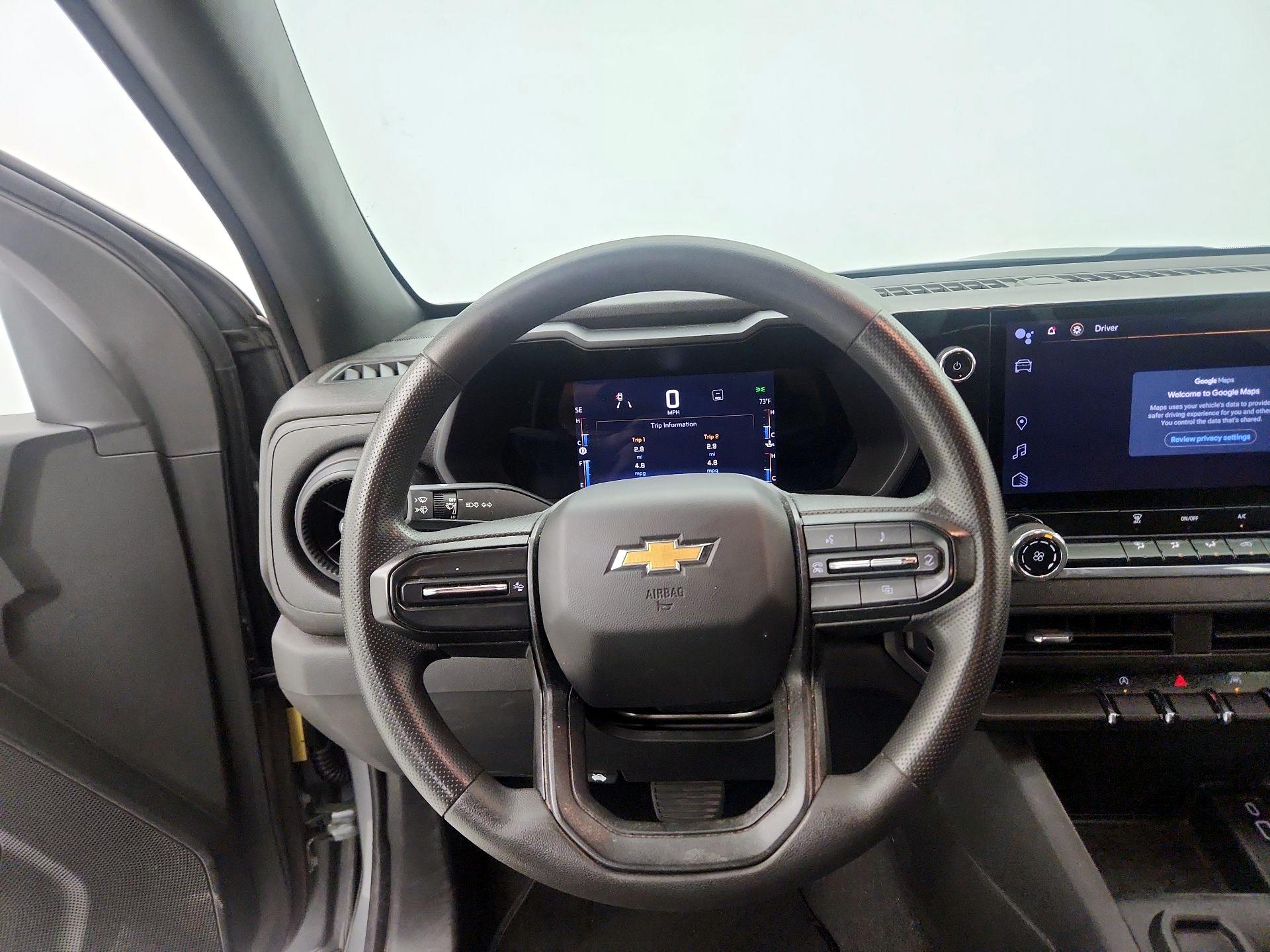 Thumbnail: 2023 Chevrolet Colorado - 10