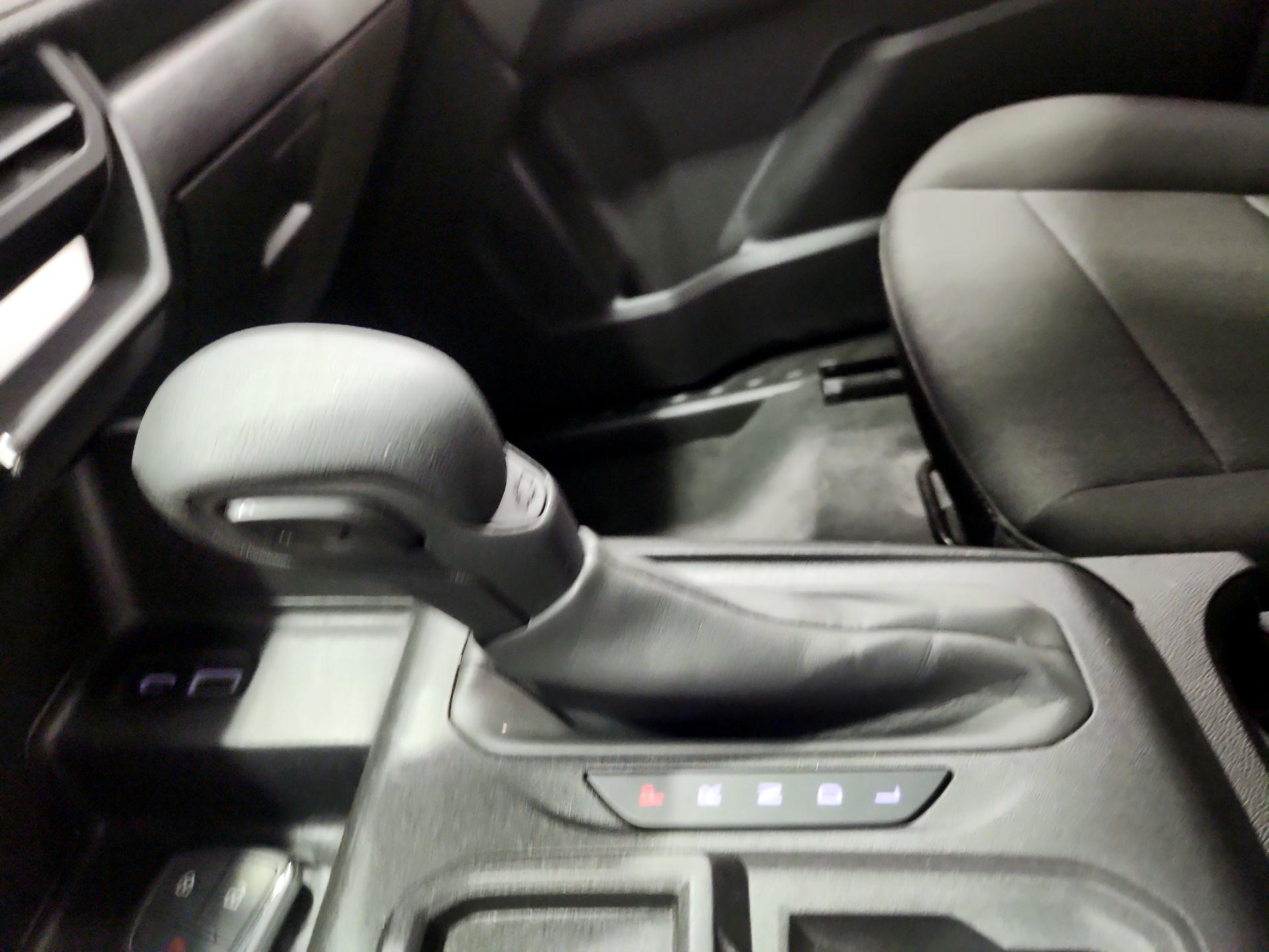 Thumbnail: 2023 Chevrolet Colorado - 17