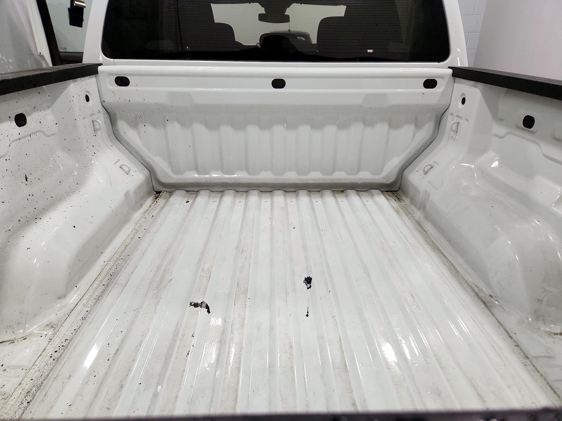 Thumbnail: 2023 Chevrolet Colorado - 20