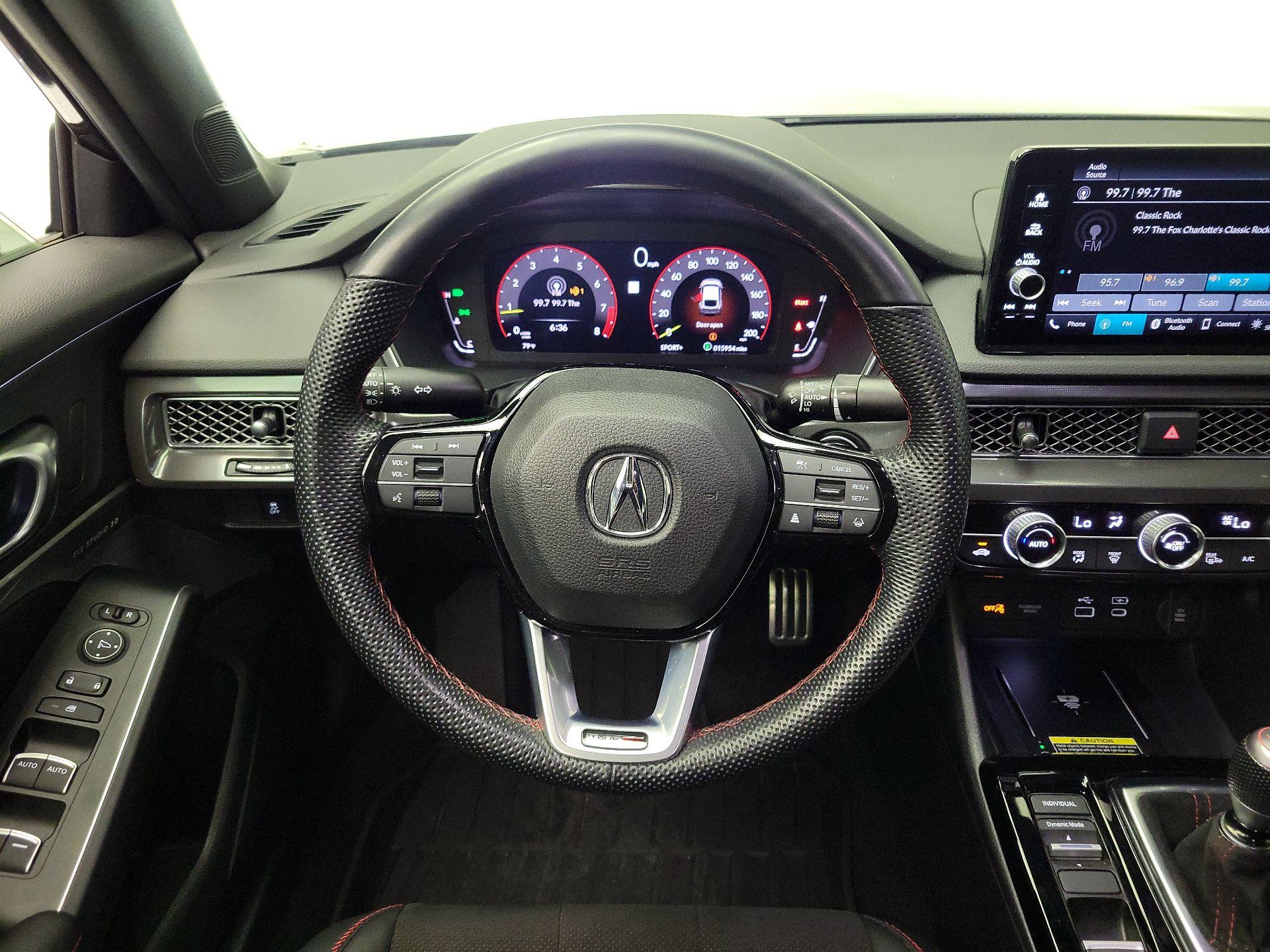 Thumbnail: 2024 Acura Integra - 10