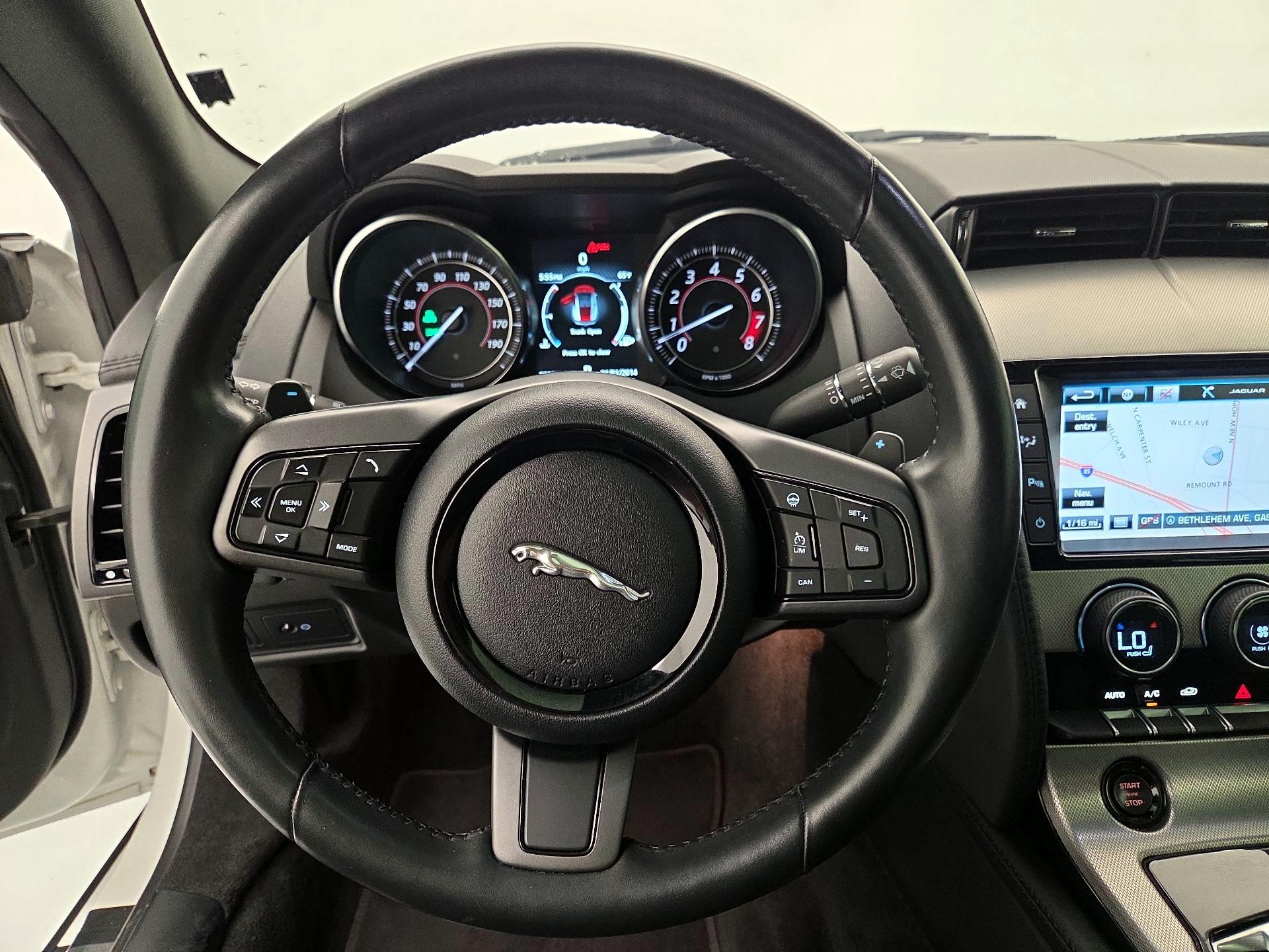 Thumbnail: 2017 Jaguar F-Type - 10