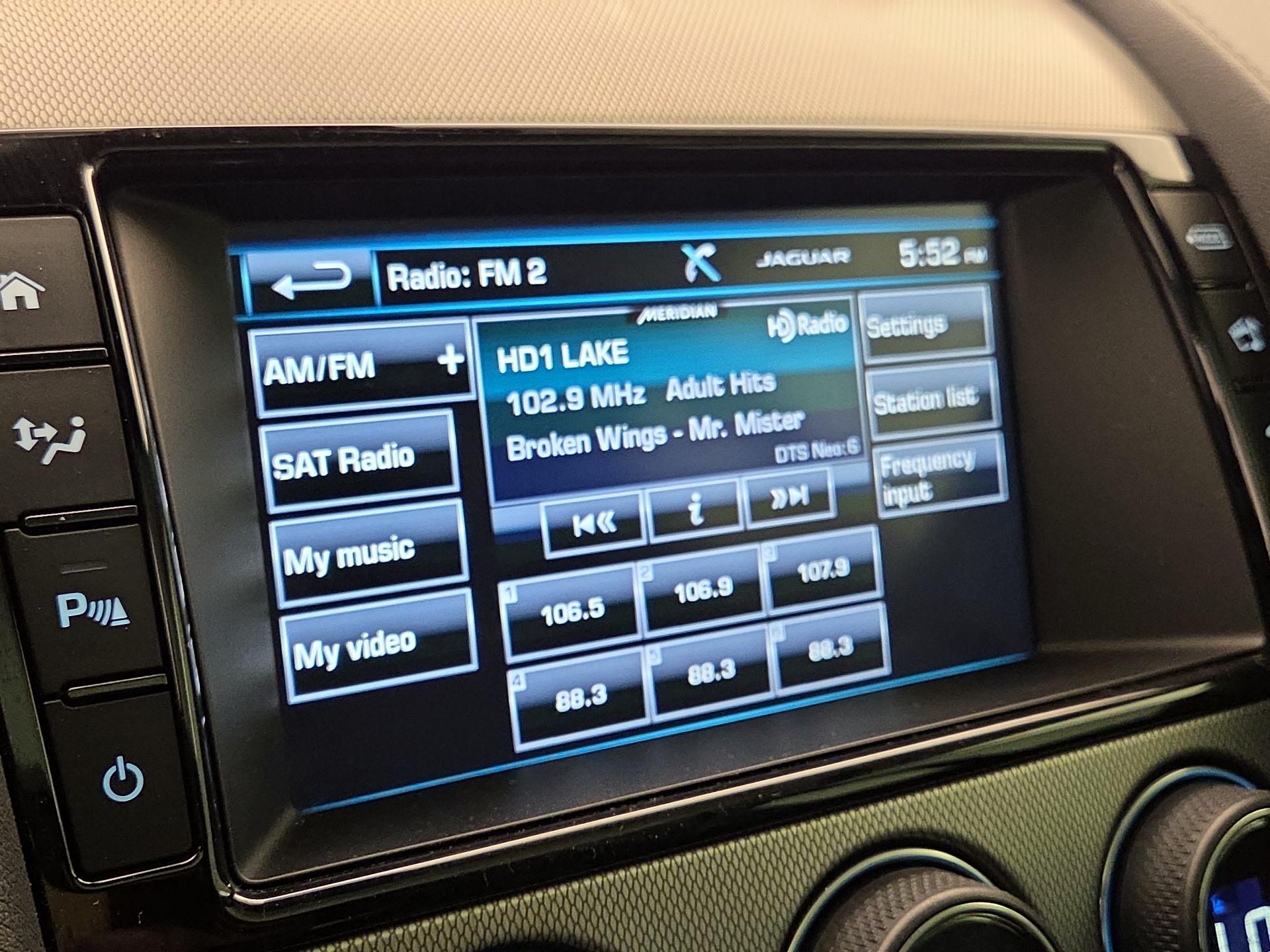 Thumbnail: 2017 Jaguar F-Type - 16