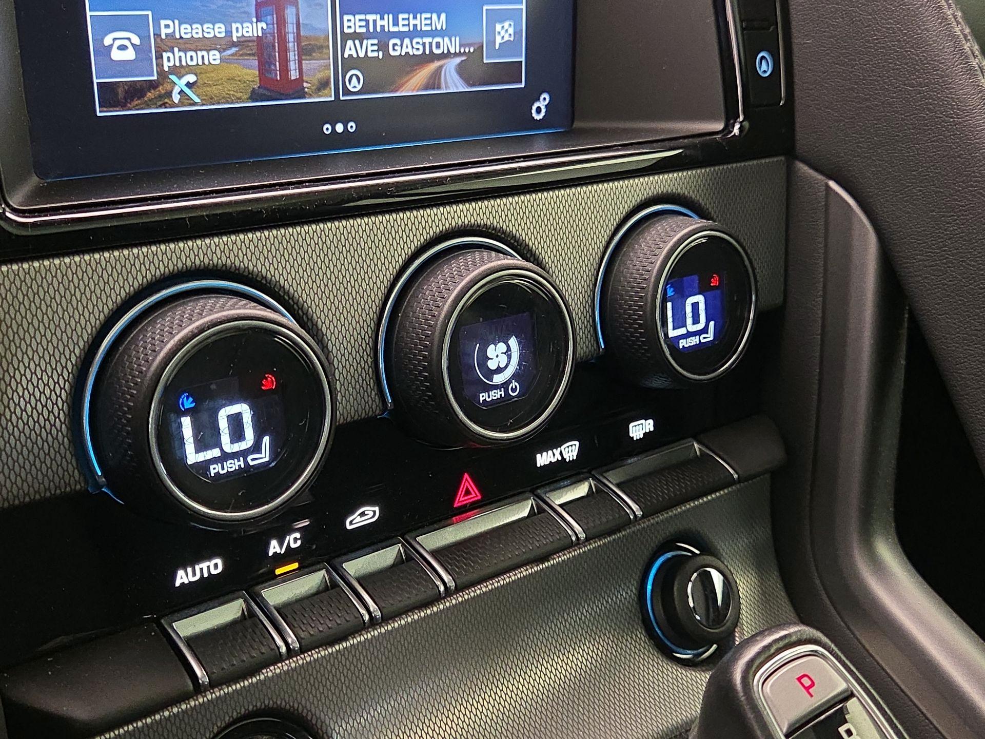 Thumbnail: 2017 Jaguar F-Type - 17