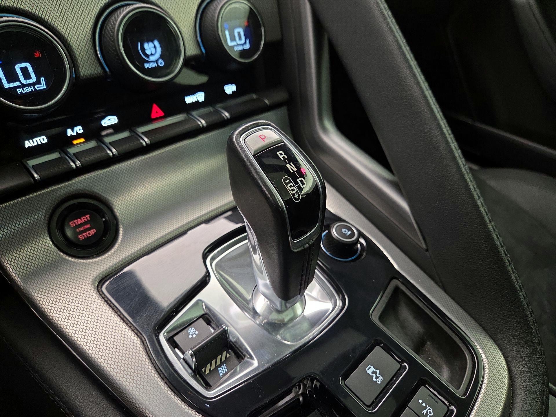 Thumbnail: 2017 Jaguar F-Type - 18