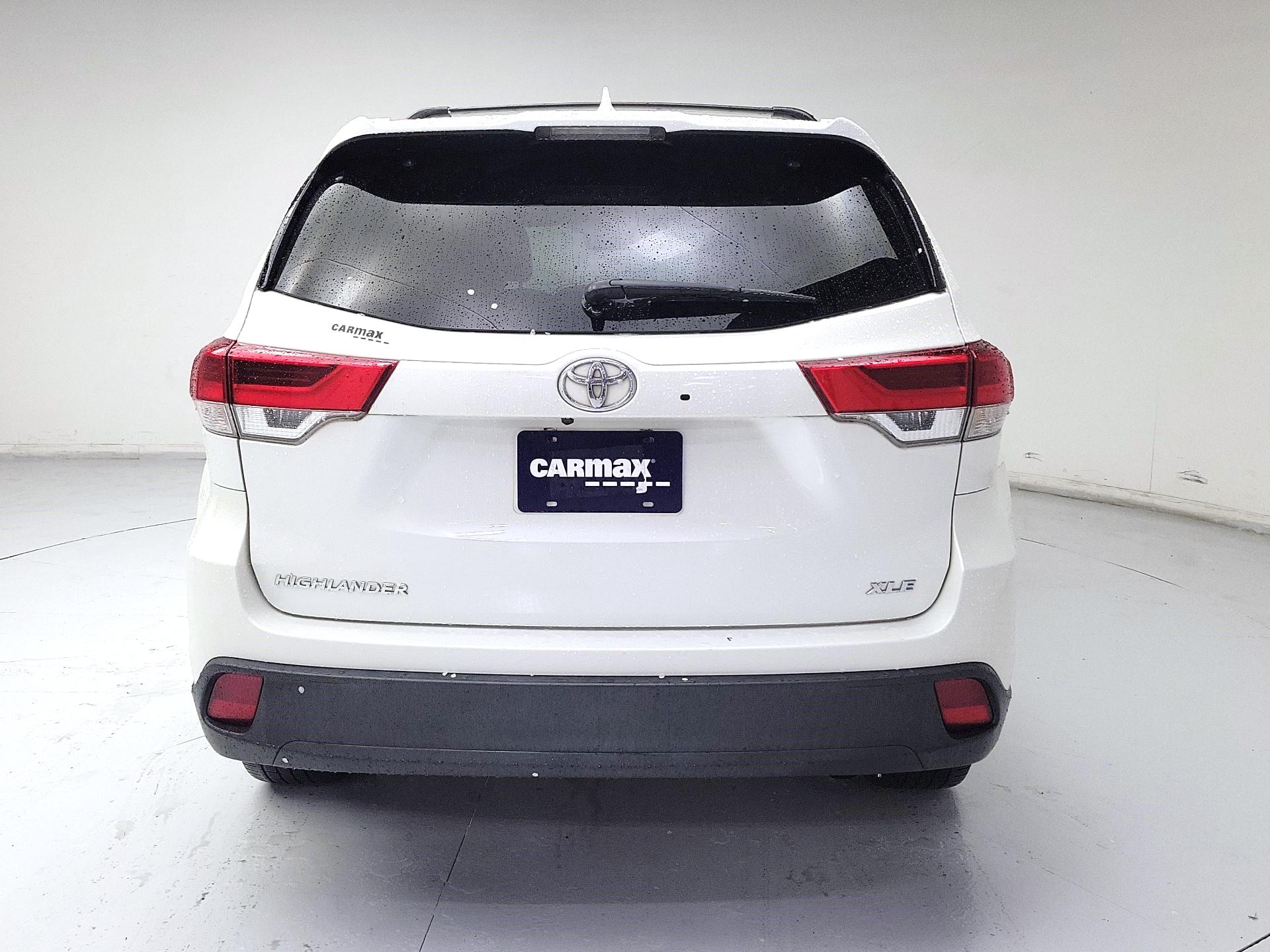 Thumbnail: 2017 Toyota Highlander - 6