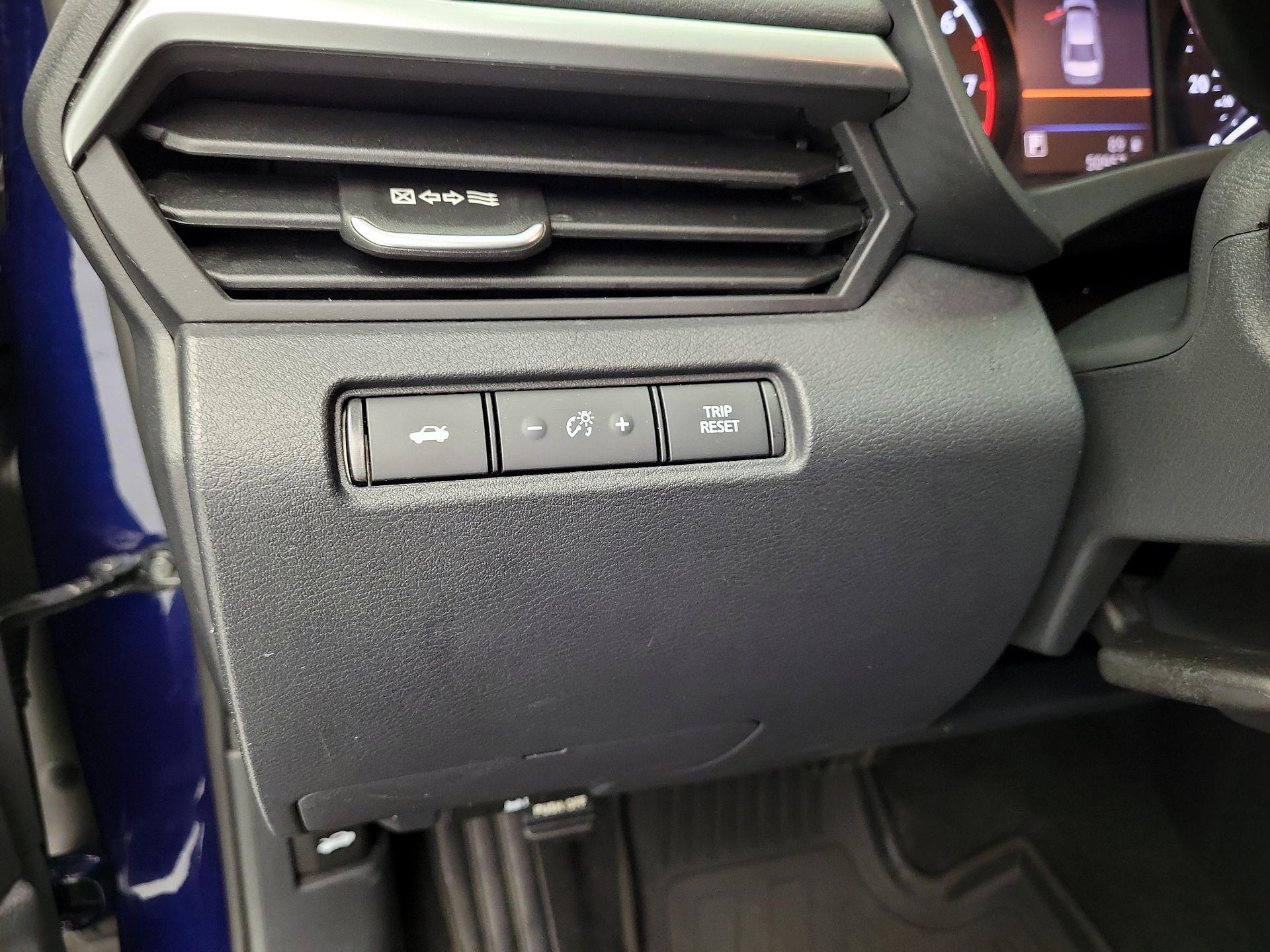 Thumbnail: 2022 Nissan Altima - 13