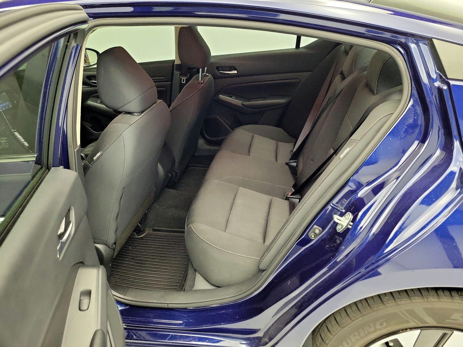 Thumbnail: 2022 Nissan Altima - 19