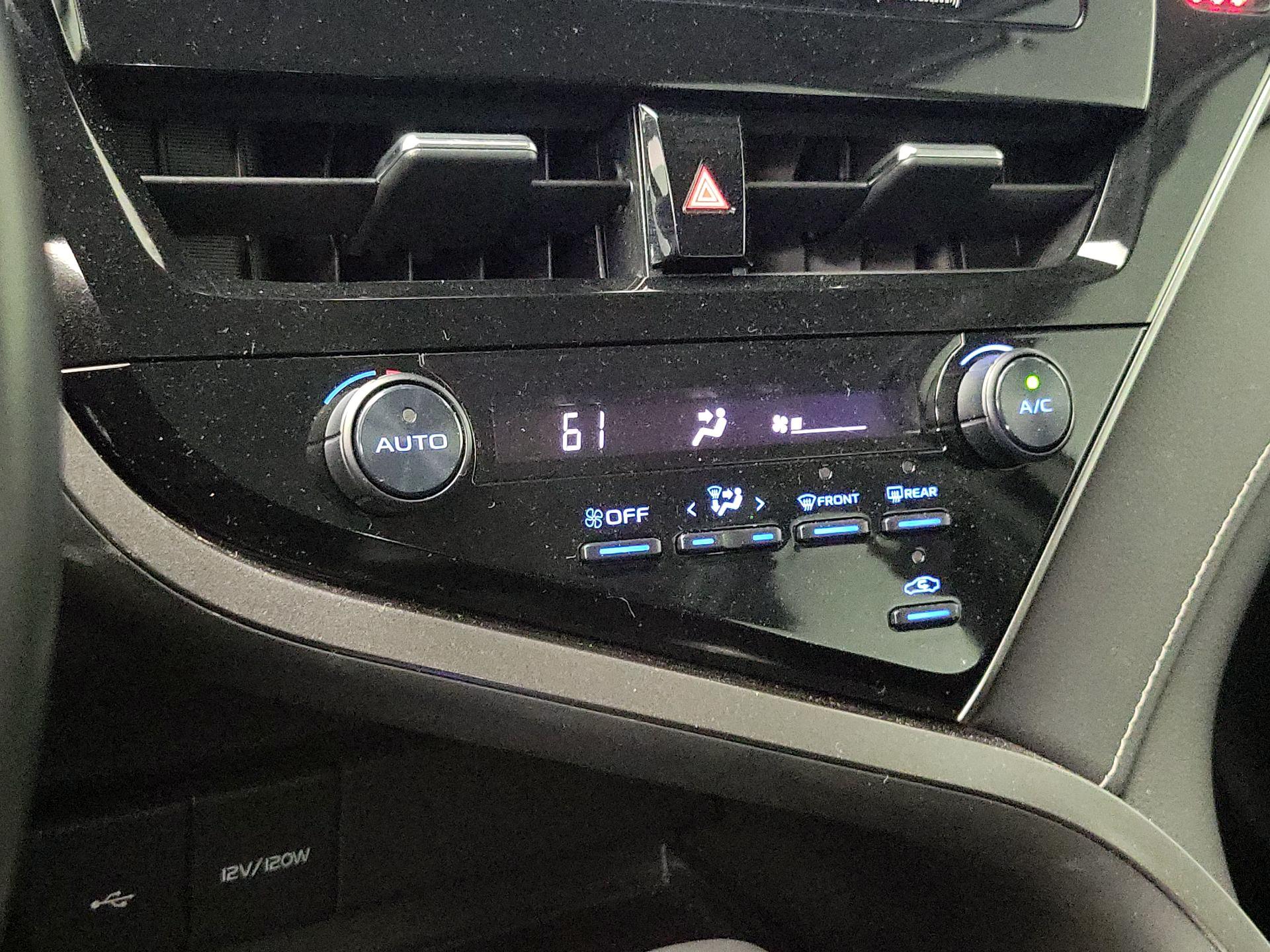 Thumbnail: 2021 Toyota Camry - 16