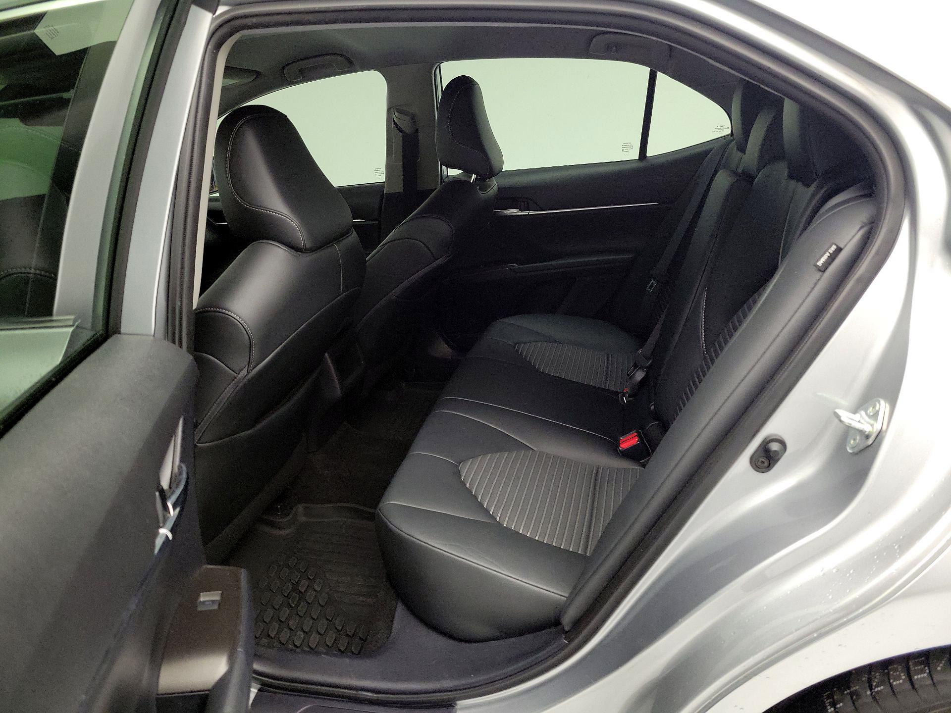 Thumbnail: 2021 Toyota Camry - 19