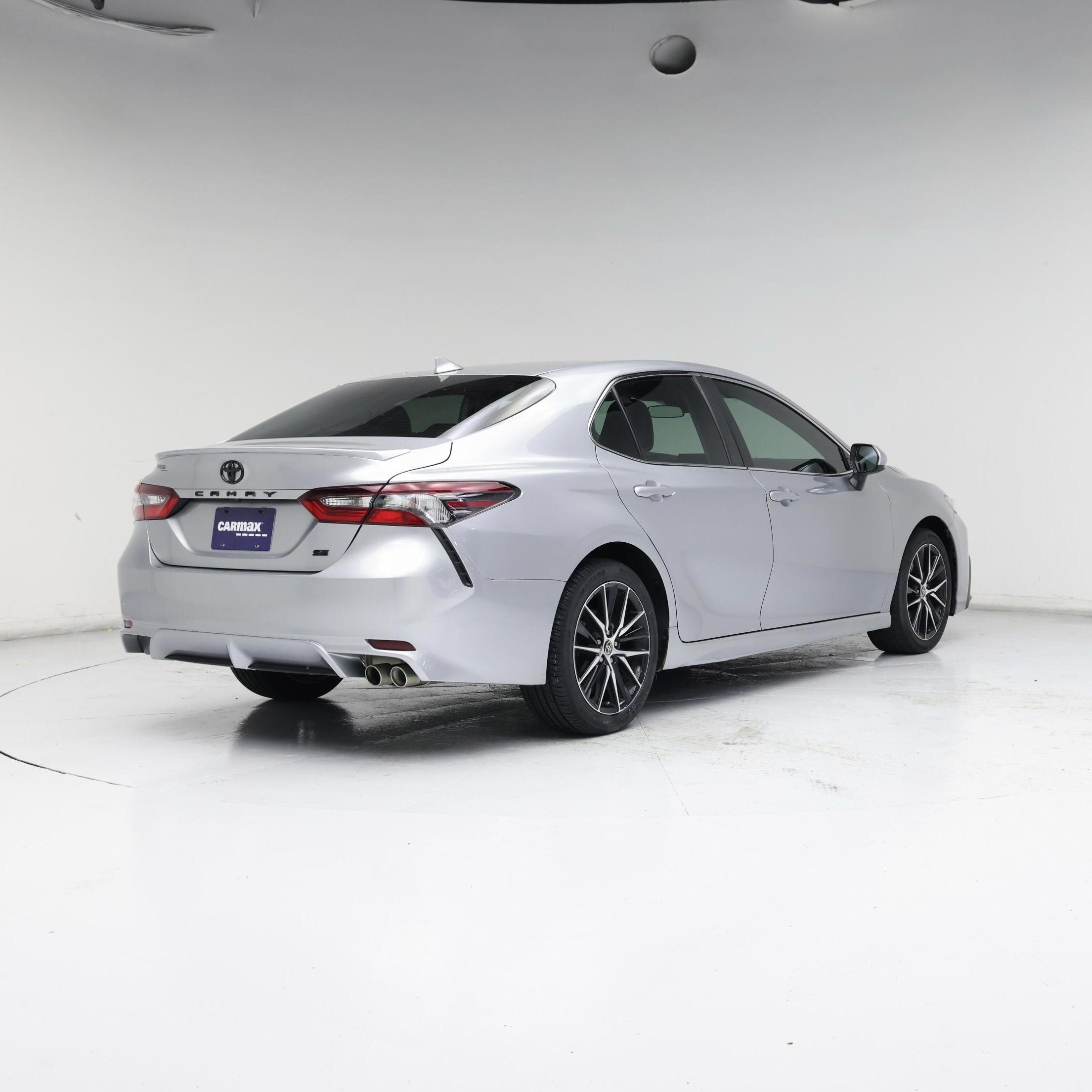 Thumbnail: 2021 Toyota Camry - 8