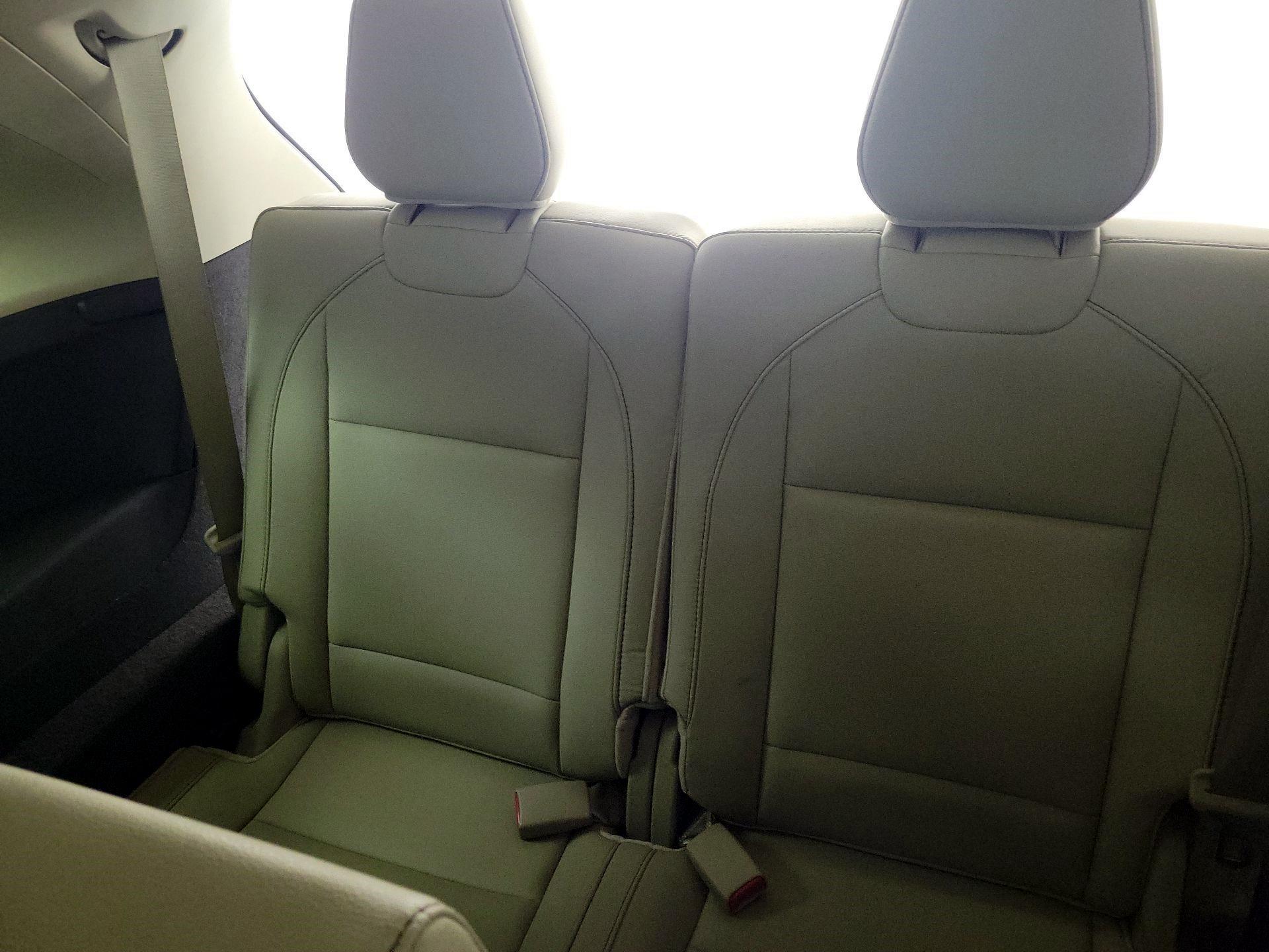 Thumbnail: 2020 Acura MDX - 20