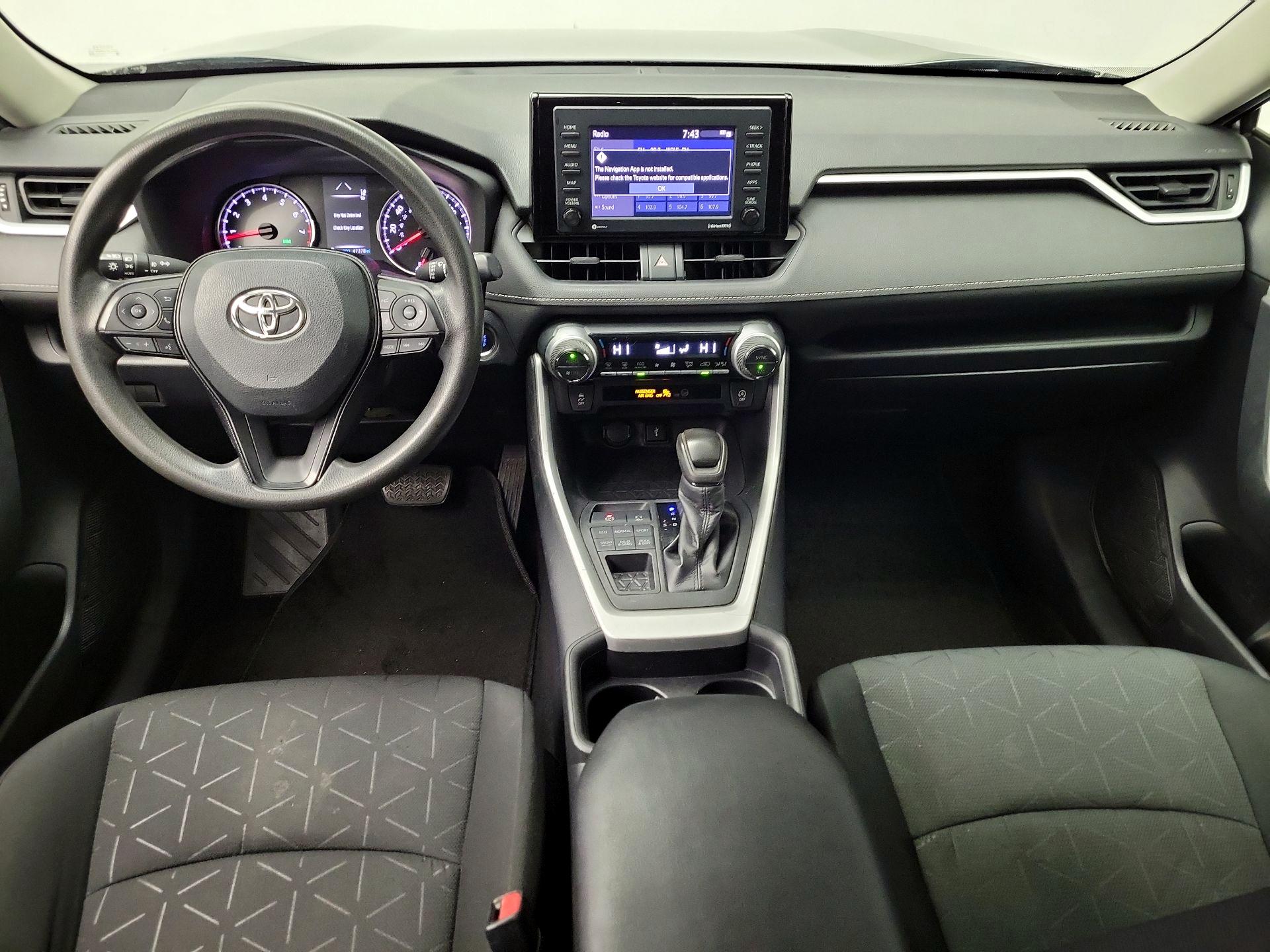 Thumbnail: 2021 Toyota RAV4 - 9