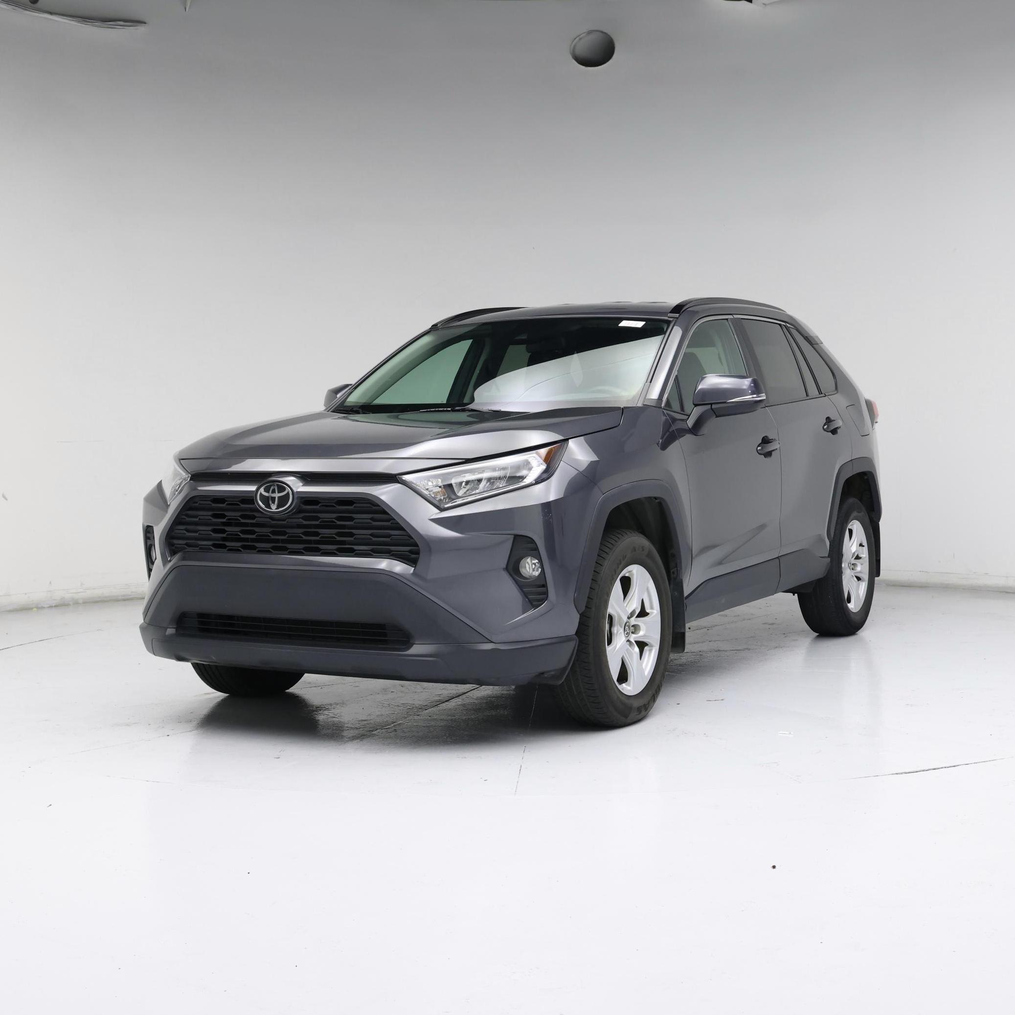 Thumbnail: 2021 Toyota RAV4 - 4