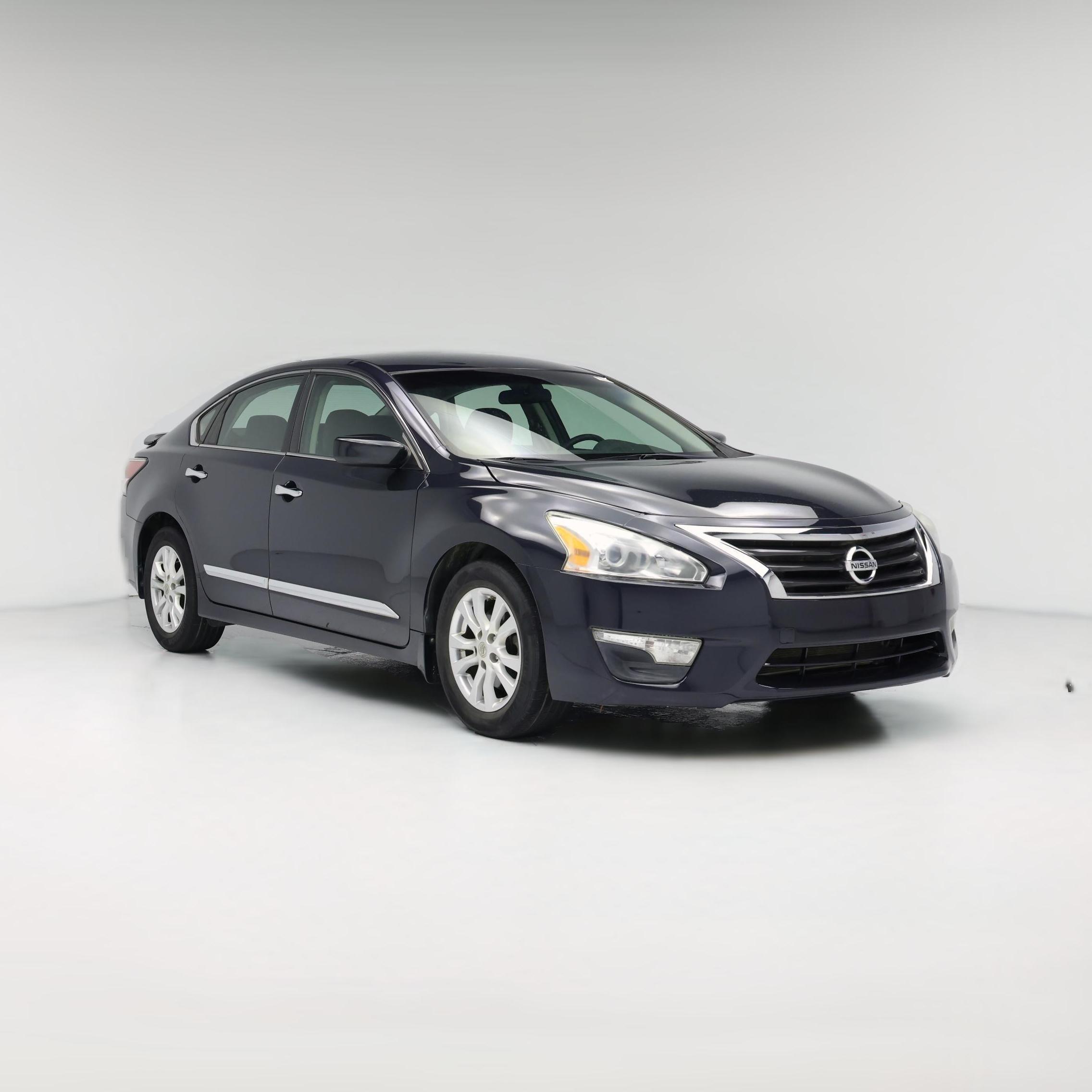 Thumbnail: 2015 Nissan Altima - 1