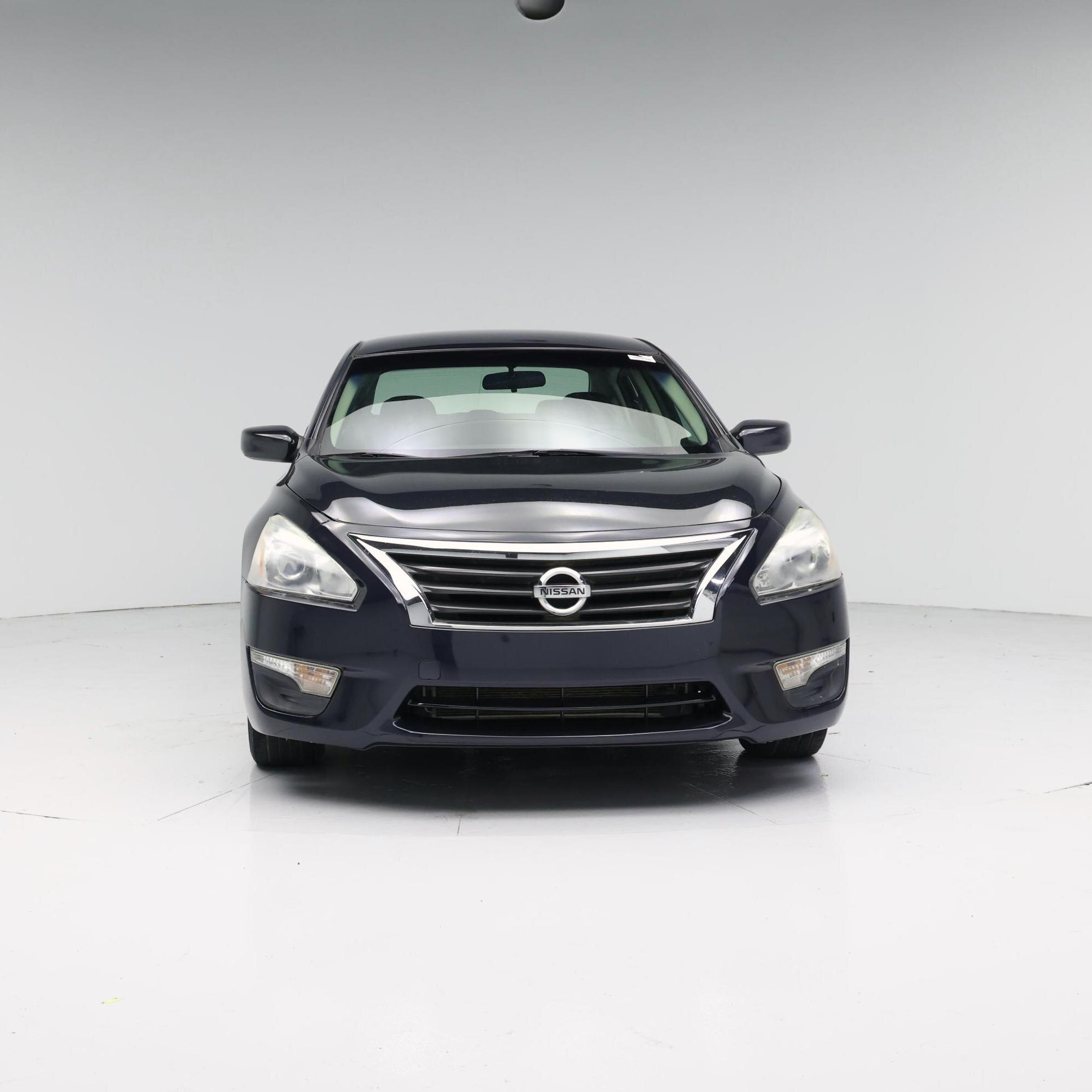 Thumbnail: 2015 Nissan Altima - 5