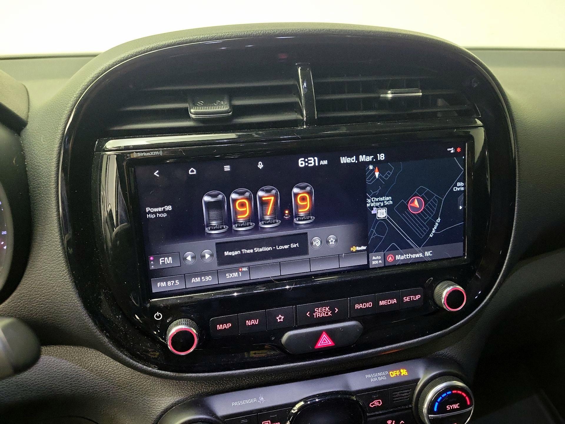 Thumbnail: 2022 Kia Soul - 16