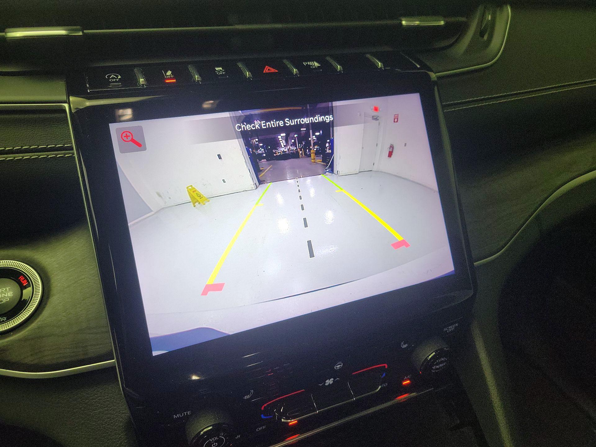 Thumbnail: 2021 Jeep Grand Cherokee L - 15