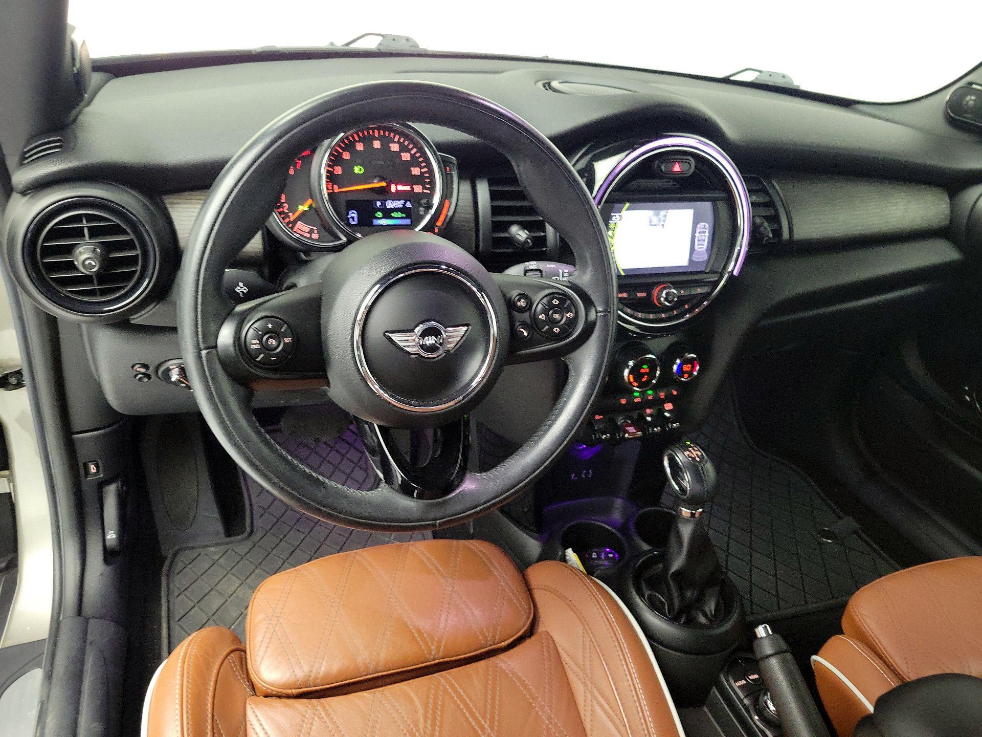 Thumbnail: 2018 MINI Cooper - 9